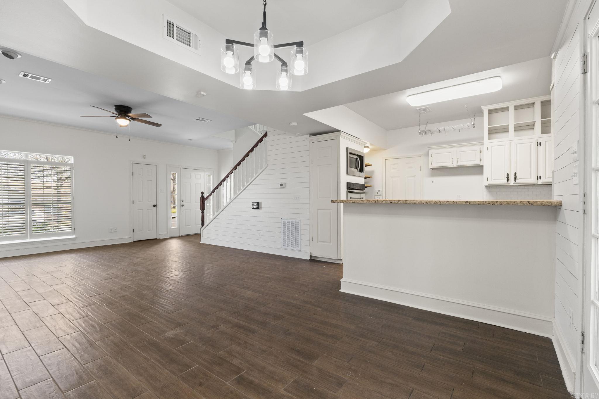 PLEASANT VIEW - Residential