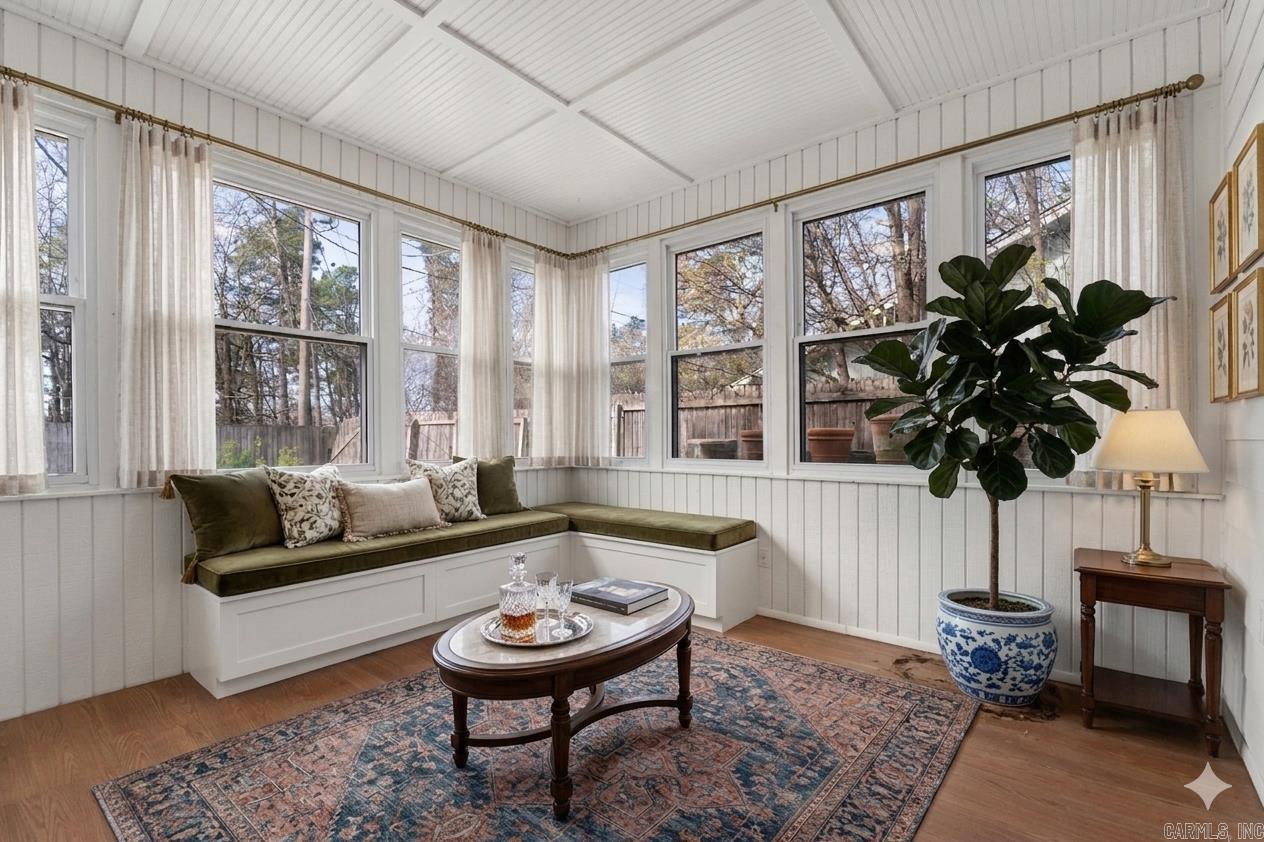 PLEASANT VIEW - Residential