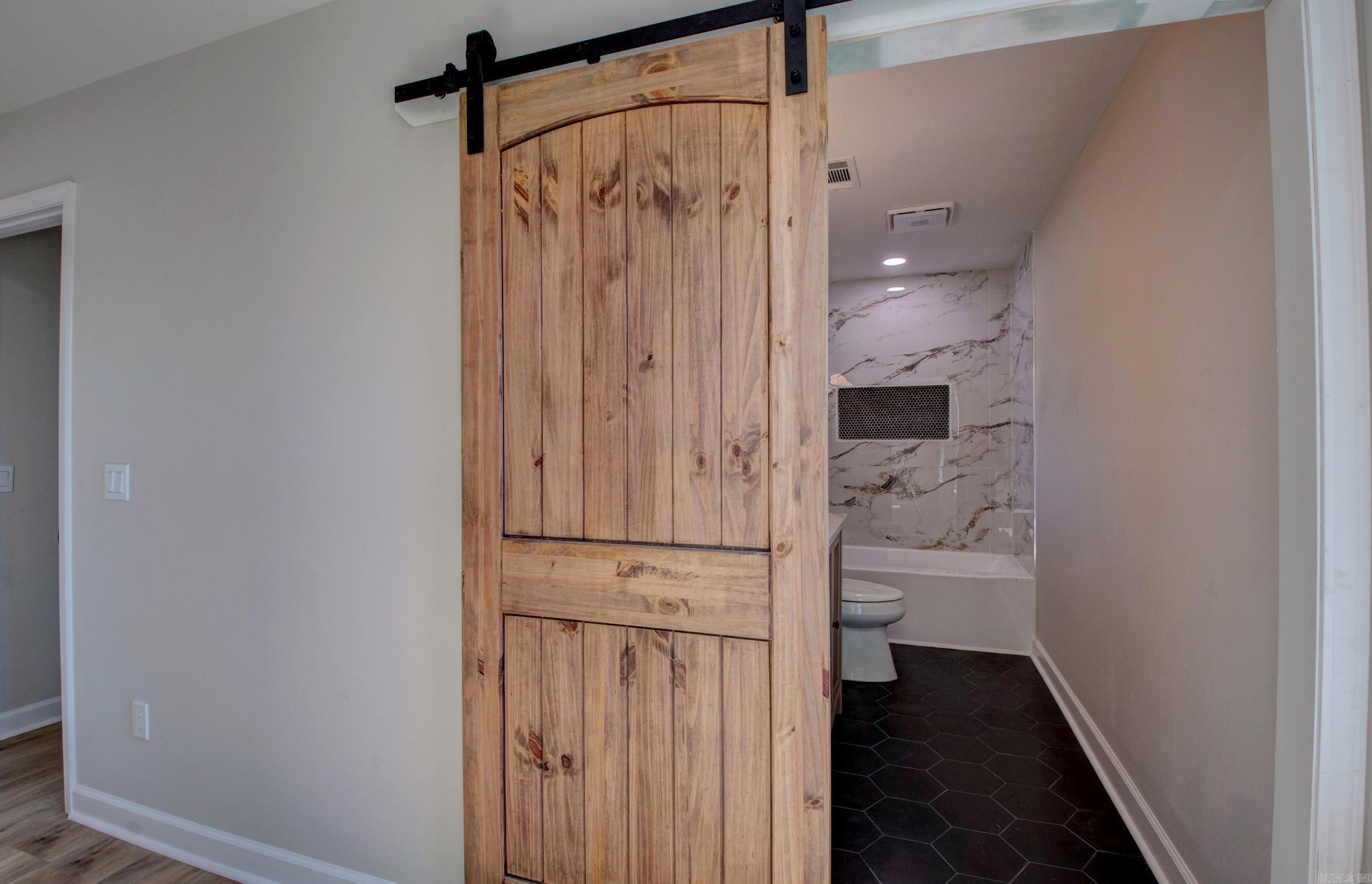 HIGDEN BAY - Residential