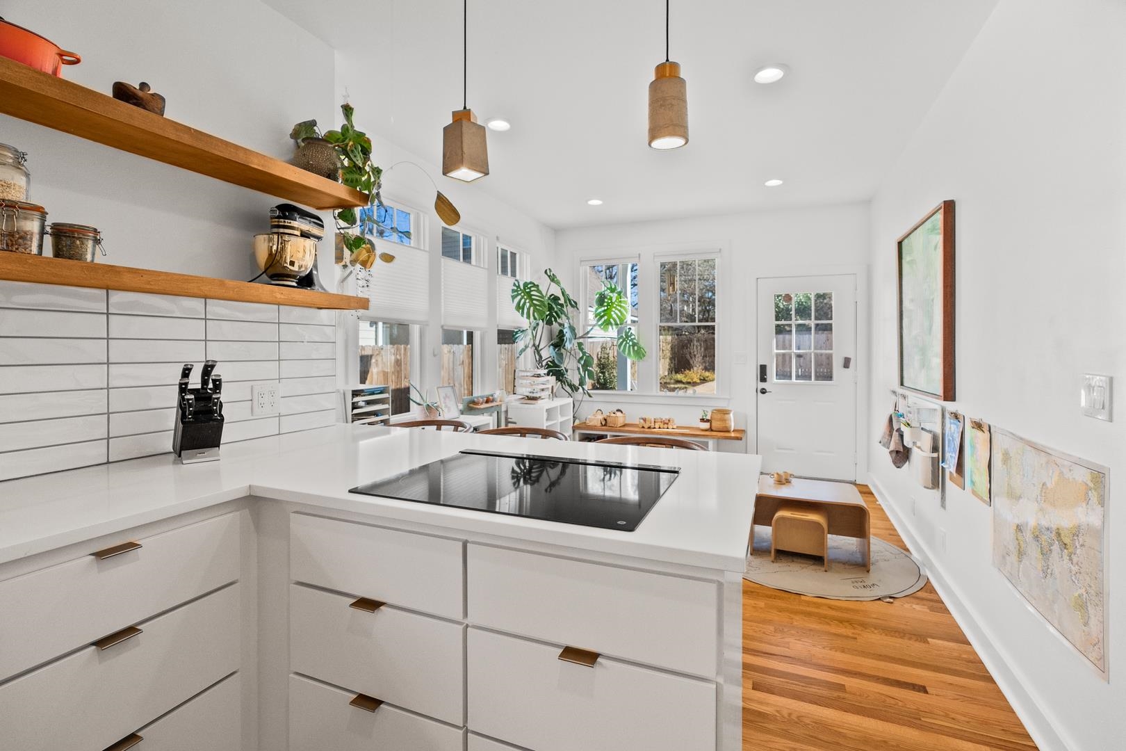 ENGLEWOOD - Residential