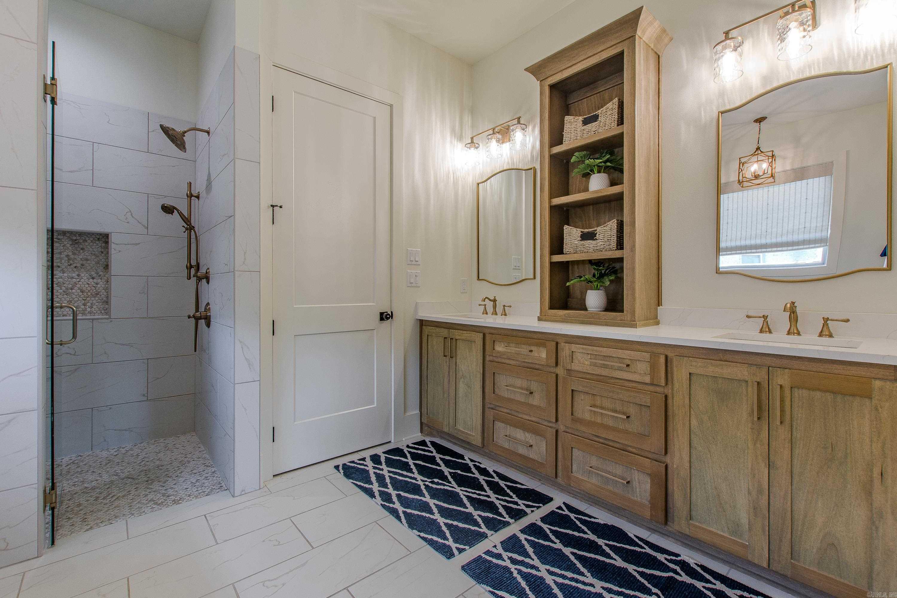 THE POINTE HURRICANE ESTATES - Residential