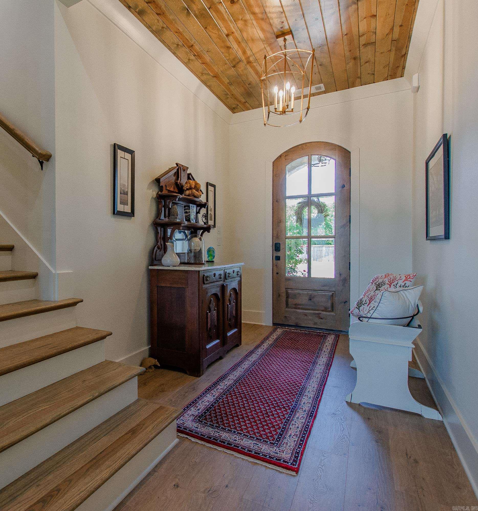 THE POINTE HURRICANE ESTATES - Residential