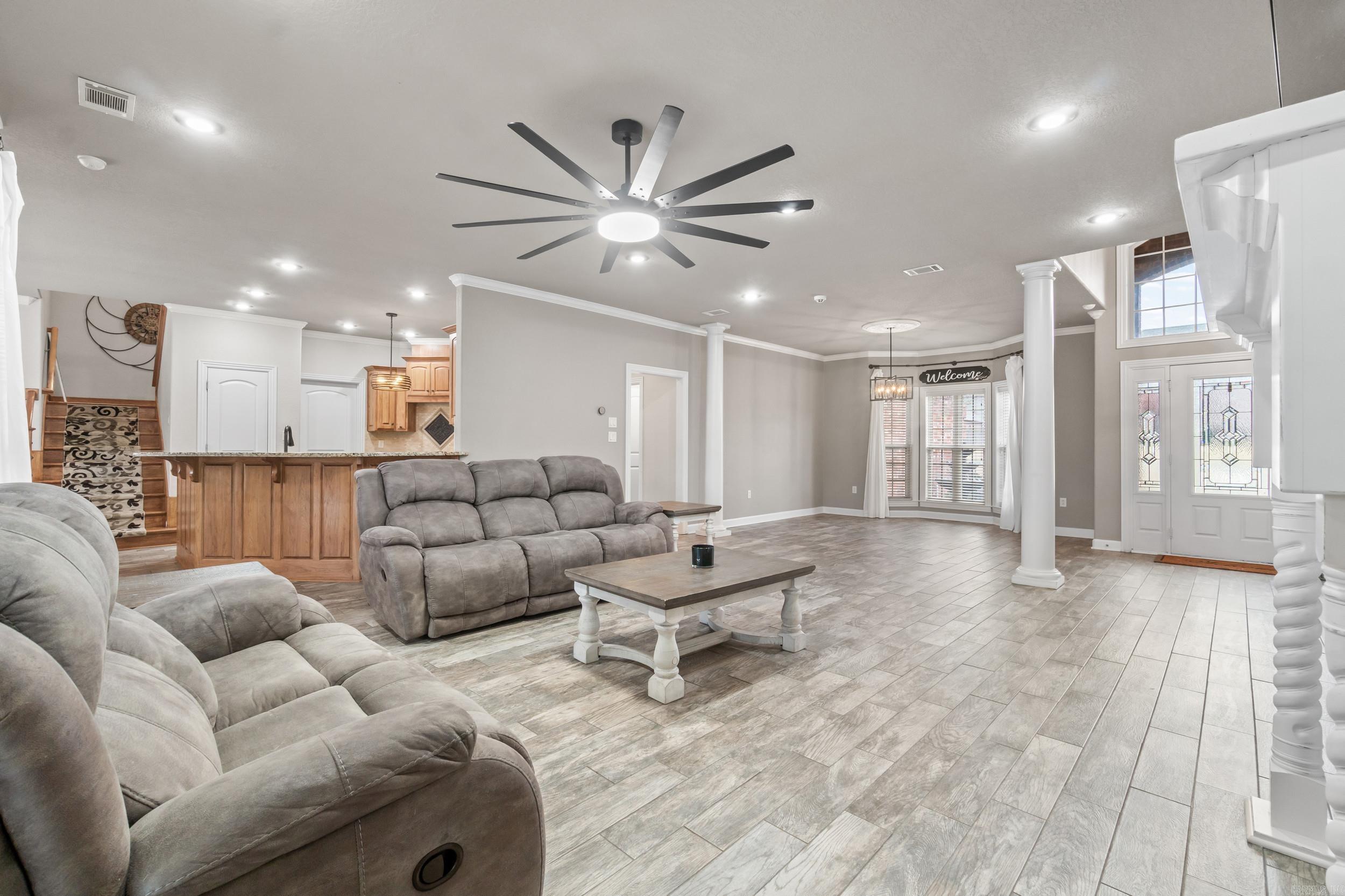 THE PARK ON MT SPRINGS - Residential