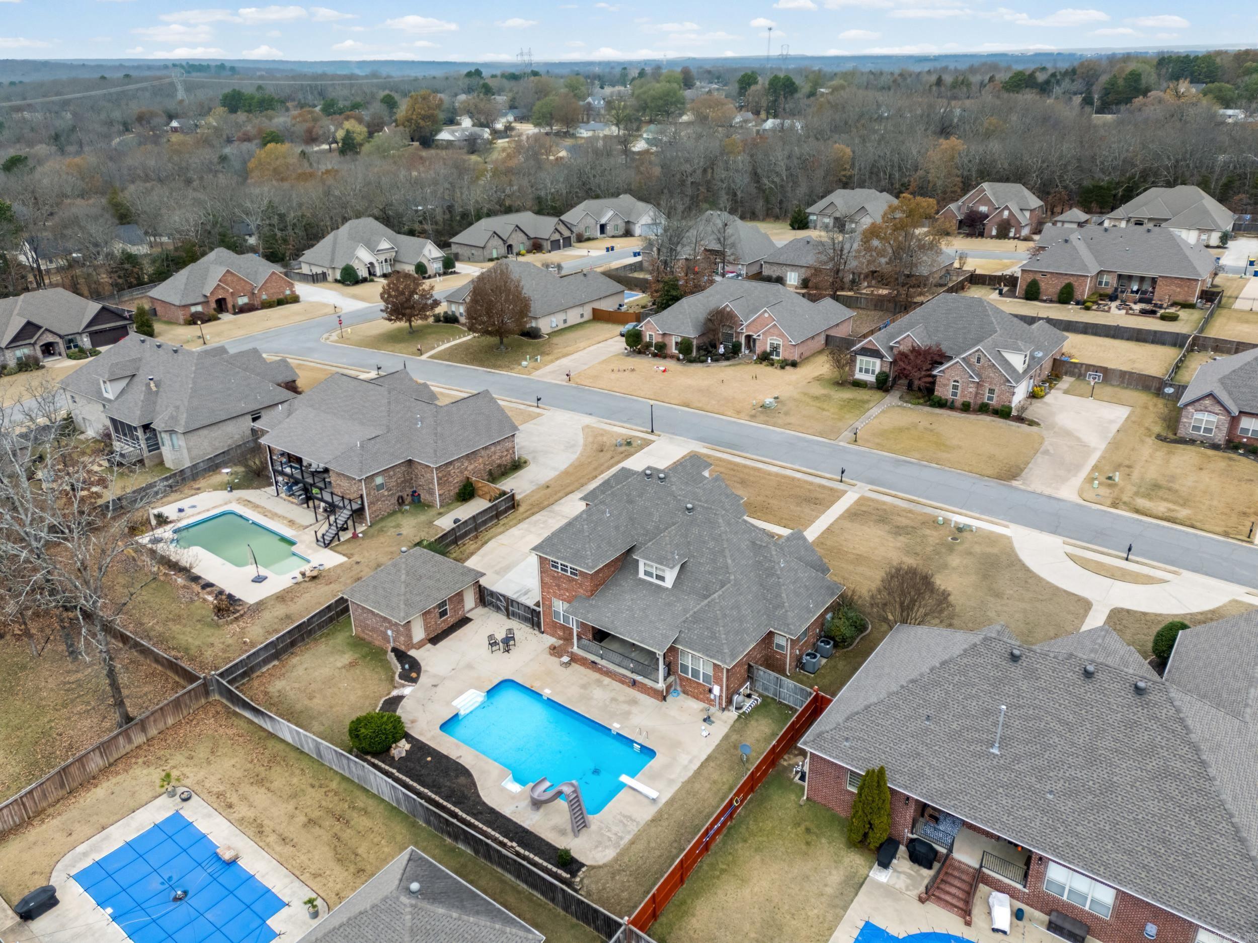 THE PARK ON MT SPRINGS - Residential