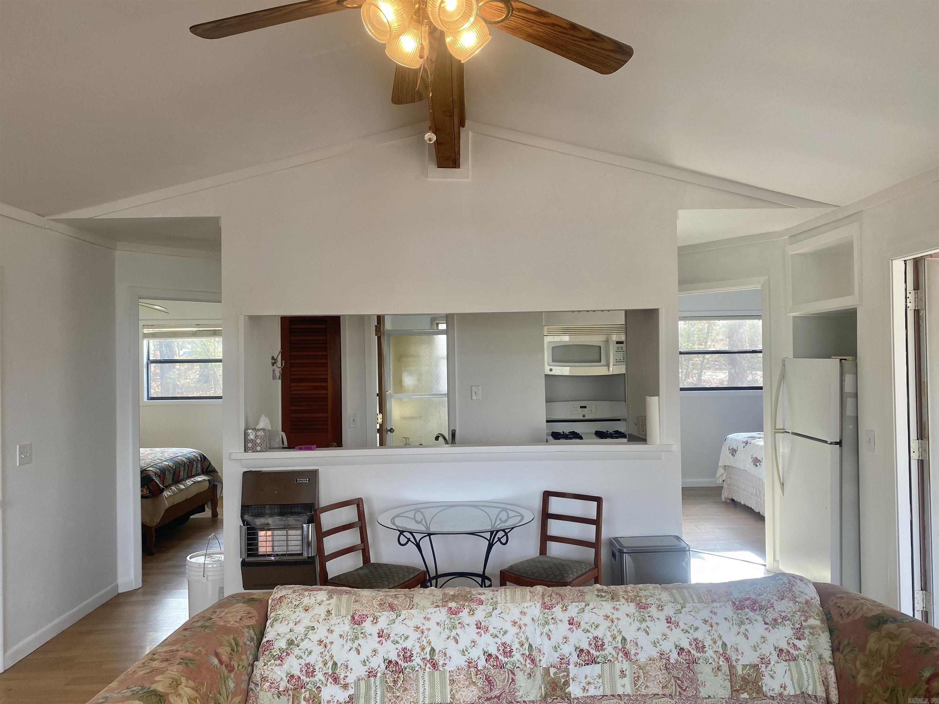 Lakeshore Hills-Andersons Lake - Residential