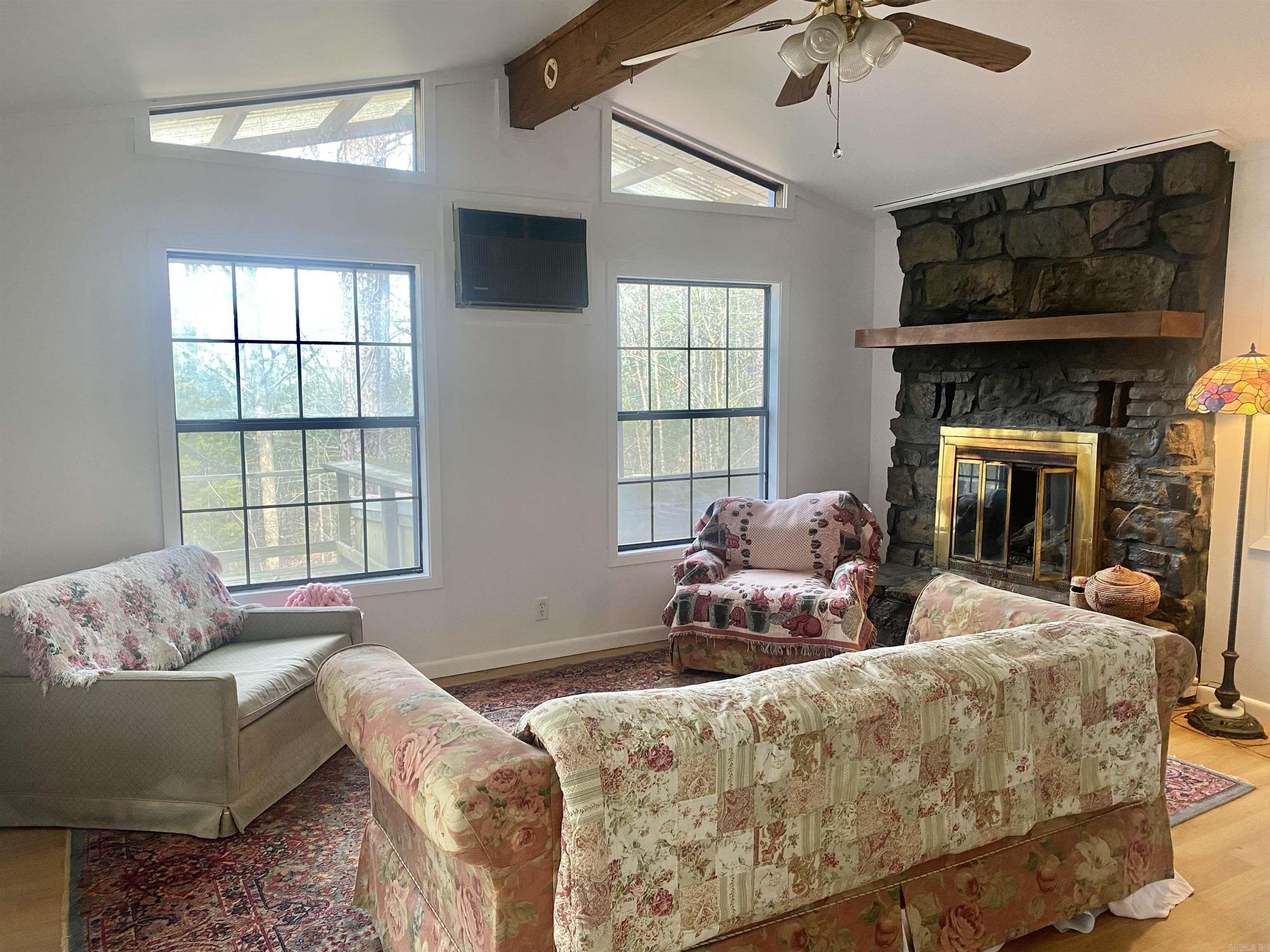 Lakeshore Hills-Andersons Lake - Residential