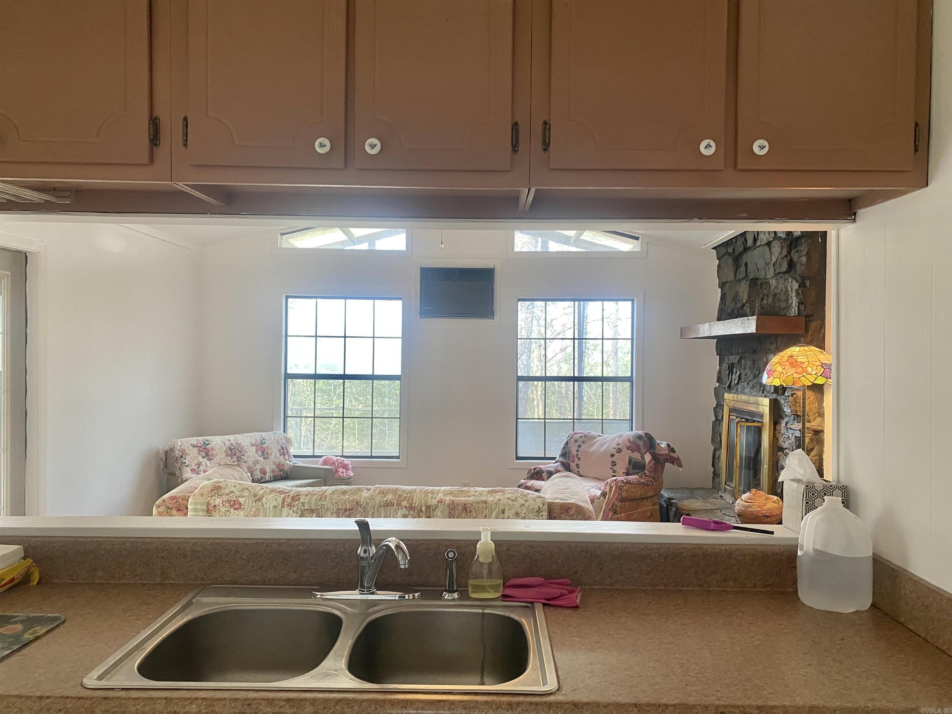 Lakeshore Hills-Andersons Lake - Residential