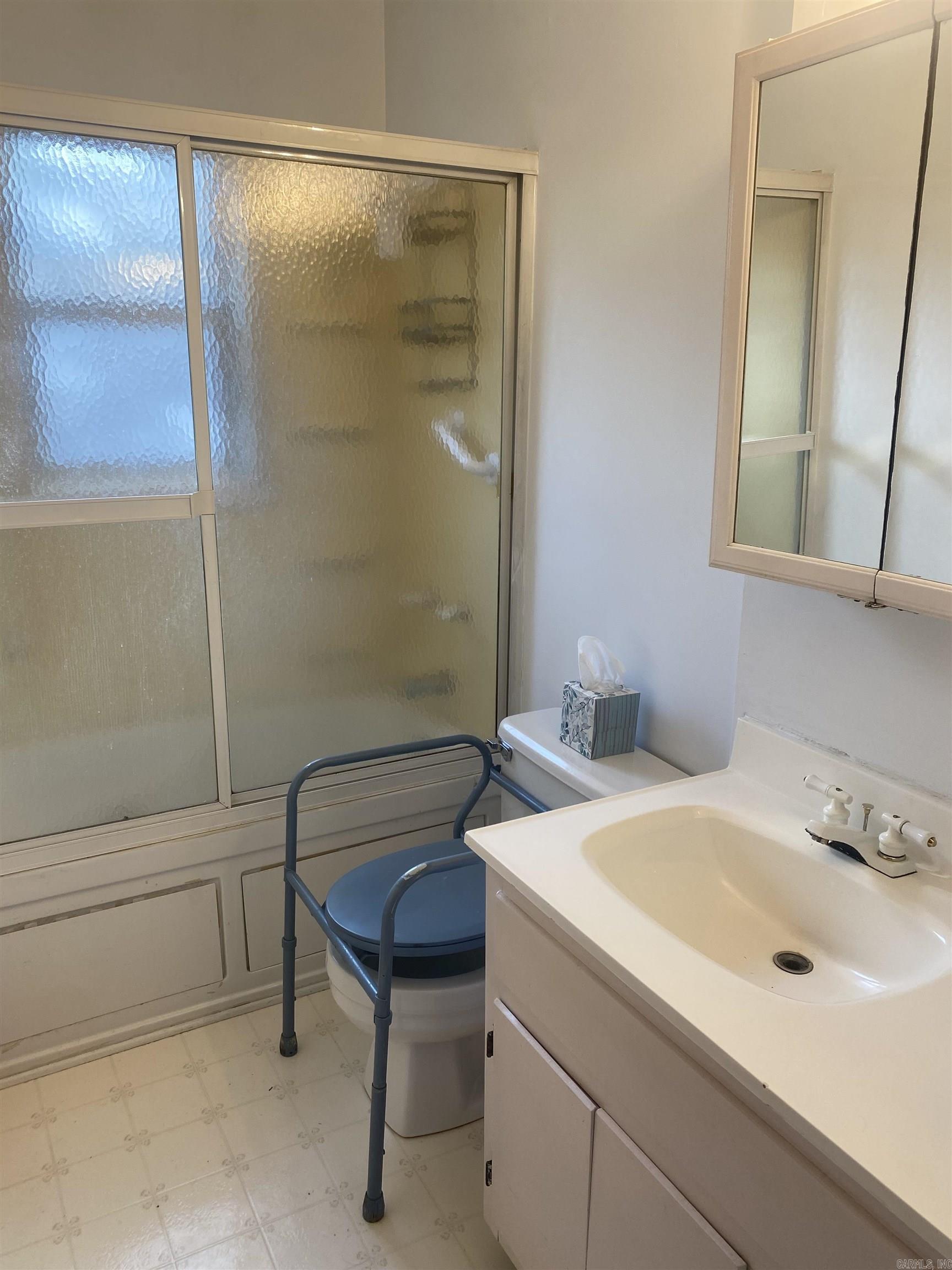 Lakeshore Hills-Andersons Lake - Residential