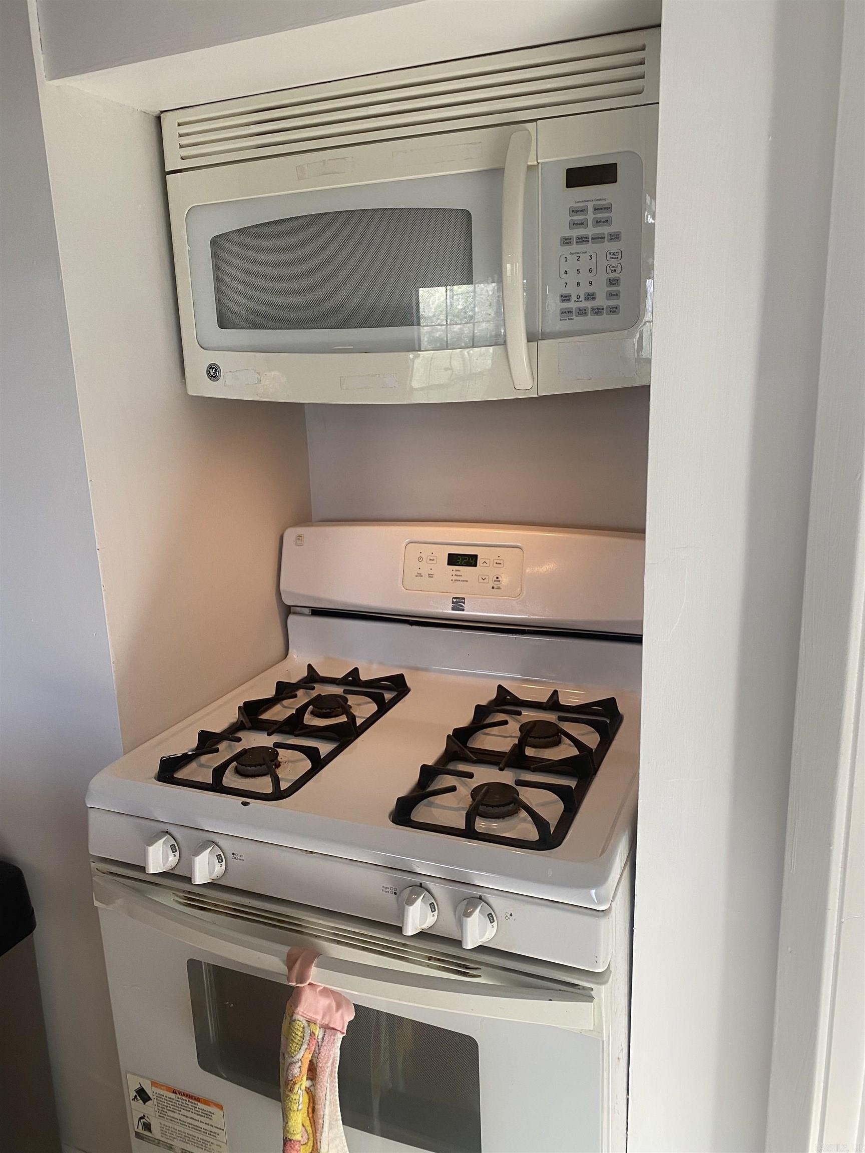 Lakeshore Hills-Andersons Lake - Residential