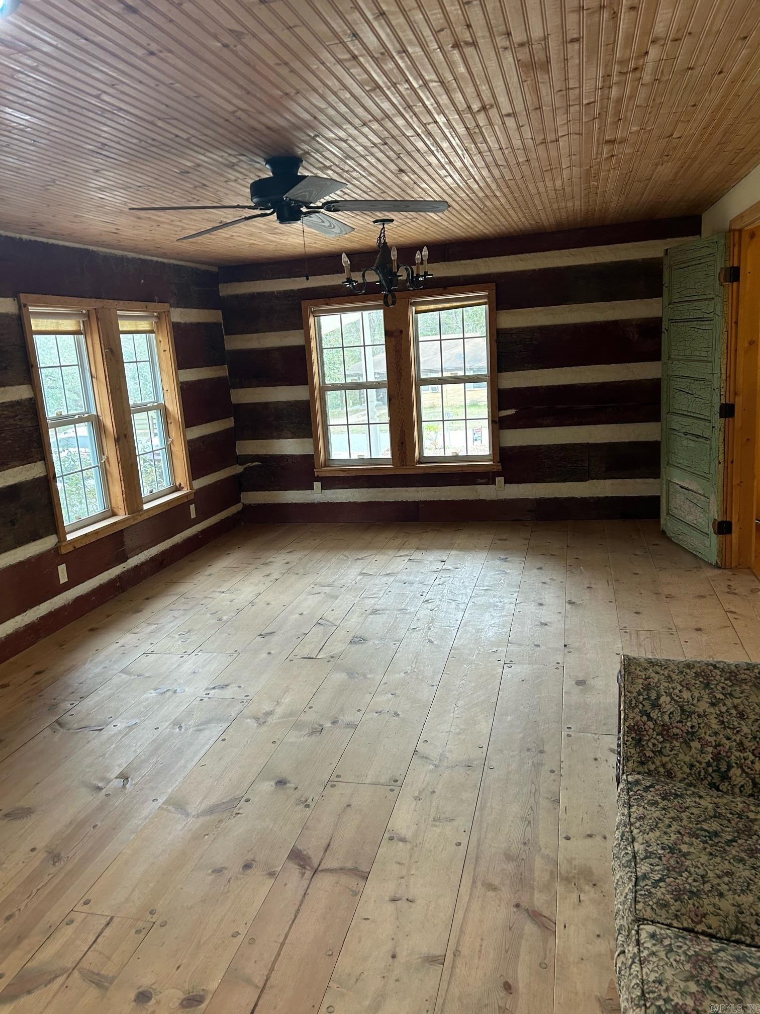 Metes & Bounds - Residential