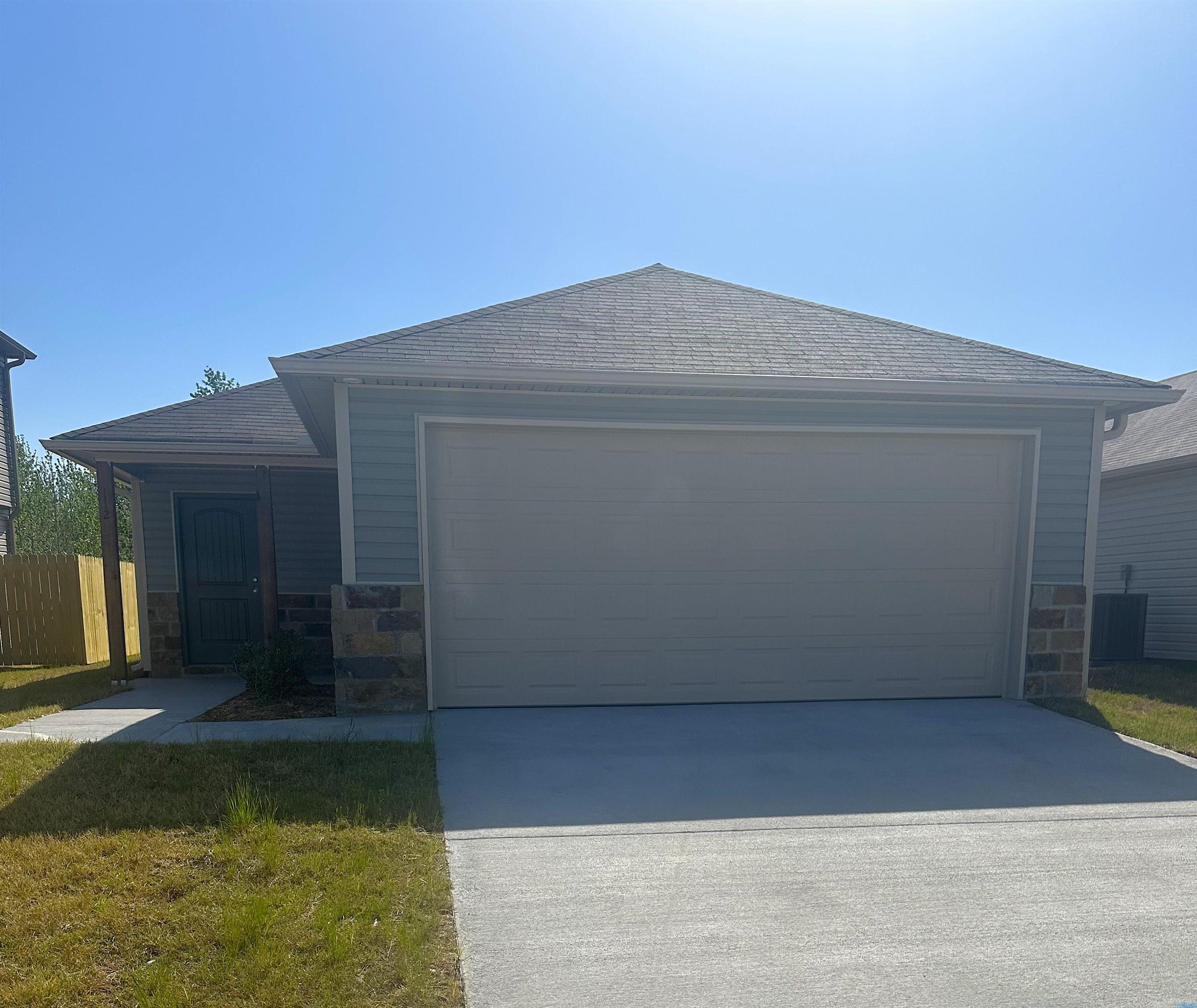 CYPRESS BEND AT WHITE OAK CROSSI - Residential