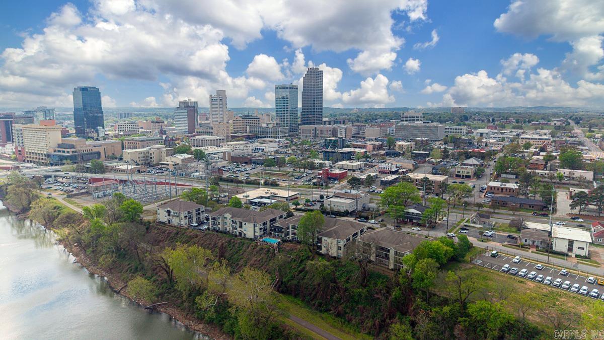 THE CLIFFS HPR - Residential