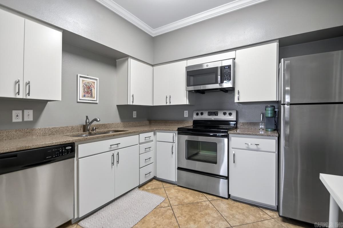 THE CLIFFS HPR - Residential