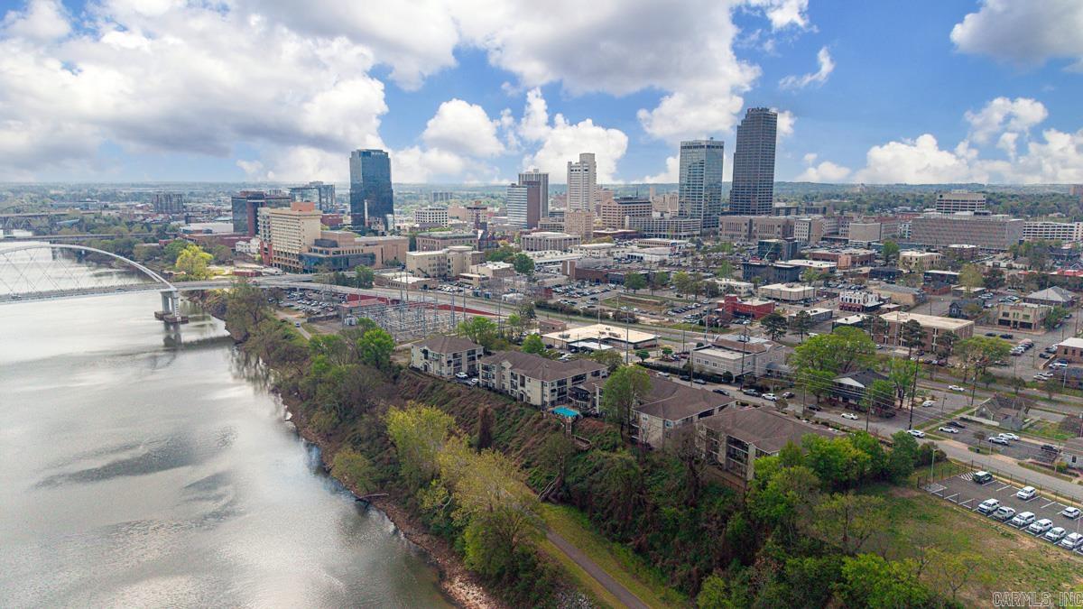 THE CLIFFS HPR - Residential