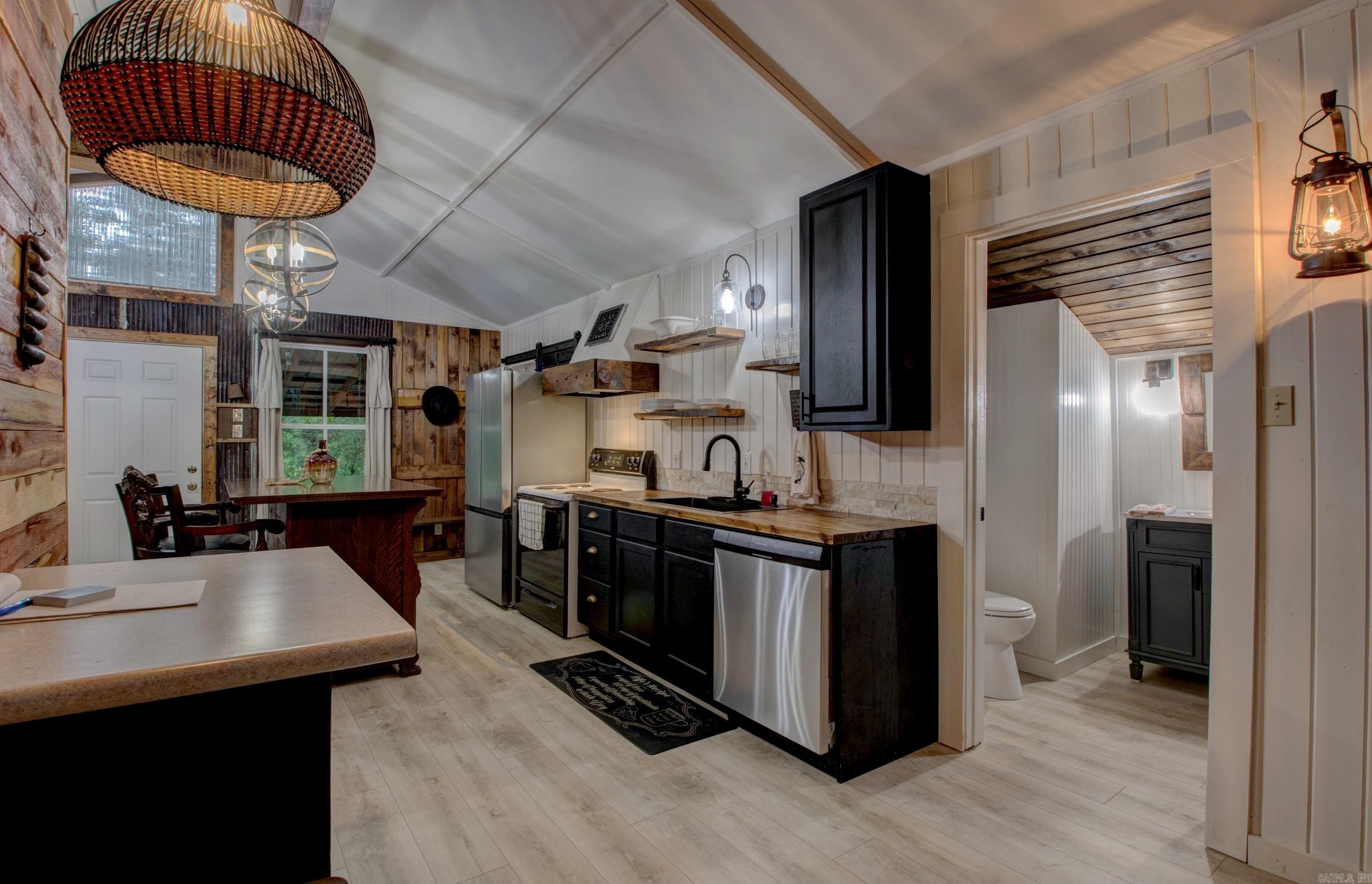Frontier Canyon - Residential