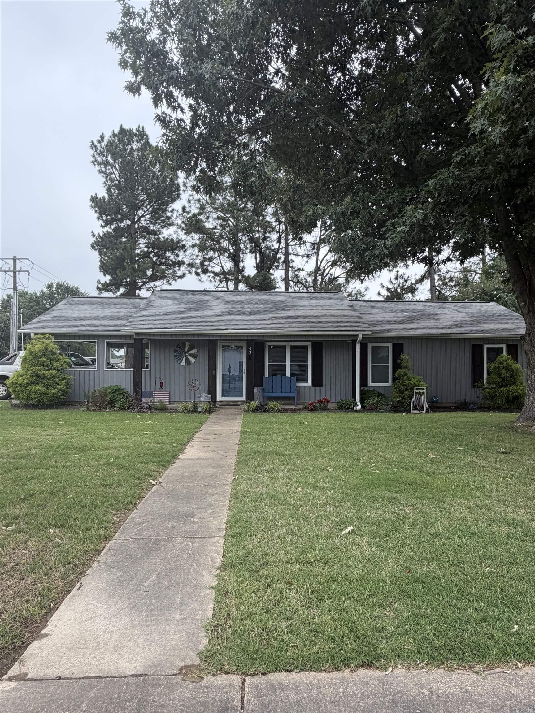 THROGMARTIN ESTATES - Residential