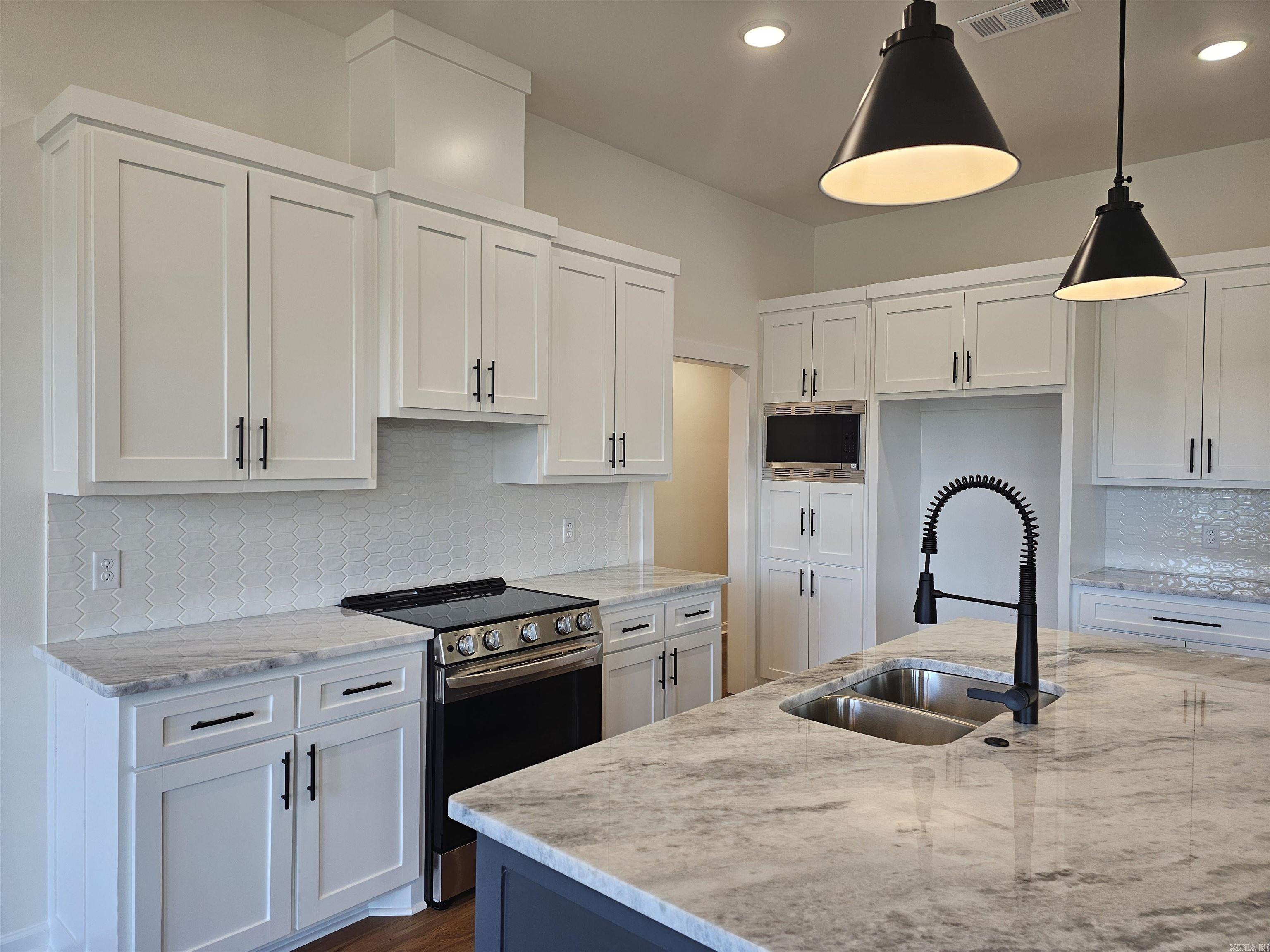 GARDENS AT HOPE VALLEY - Residential