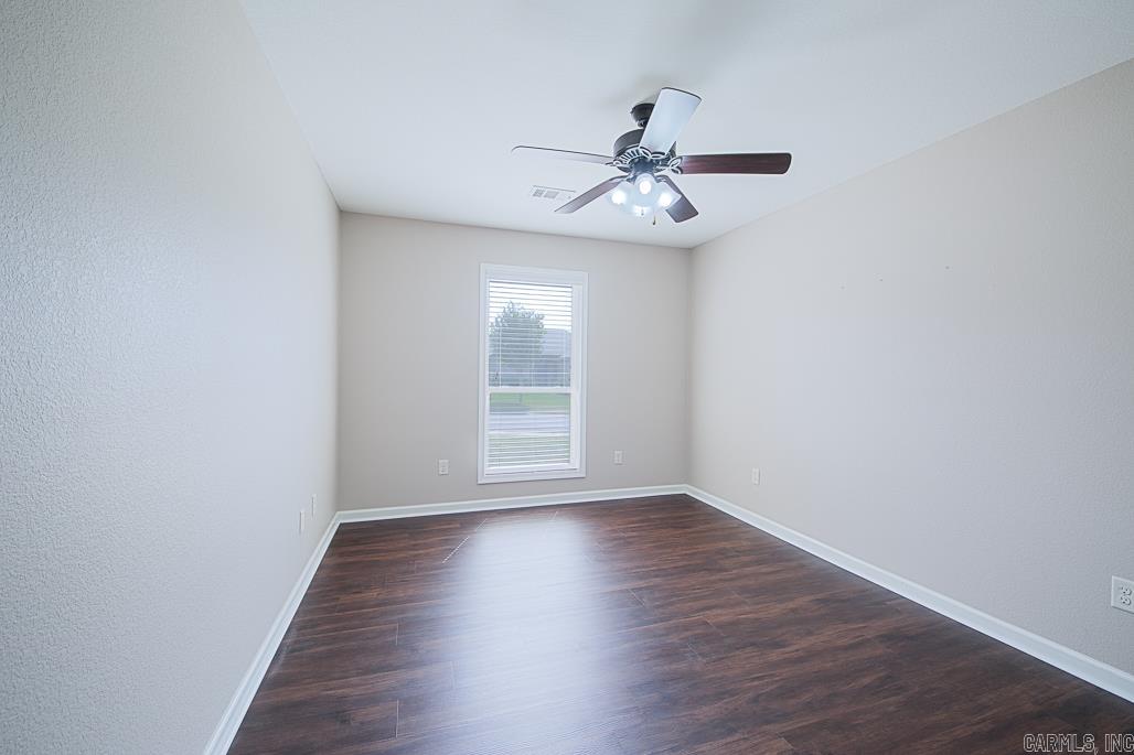 CROSS CREEK - Residential