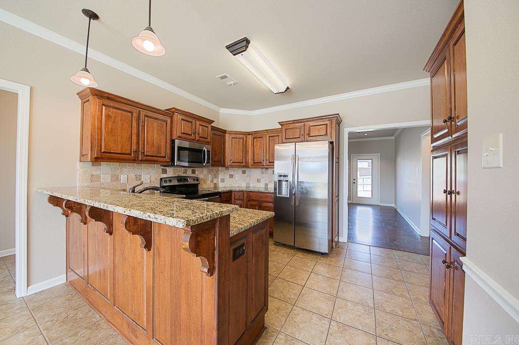 CROSS CREEK - Residential