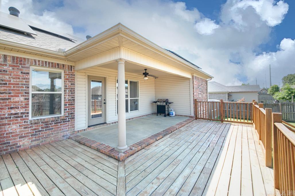 CROSS CREEK - Residential