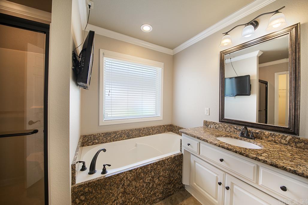 CROSS CREEK - Residential