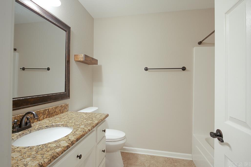 CROSS CREEK - Residential