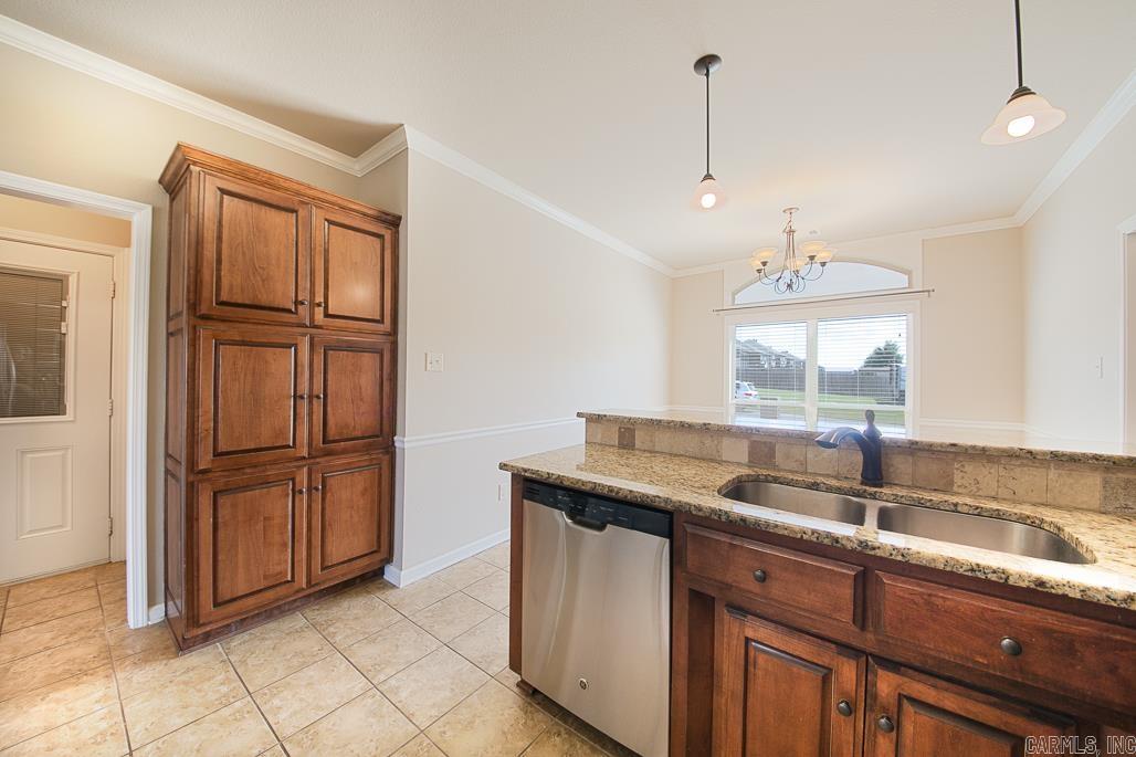 CROSS CREEK - Residential