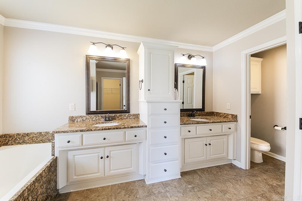 CROSS CREEK - Residential