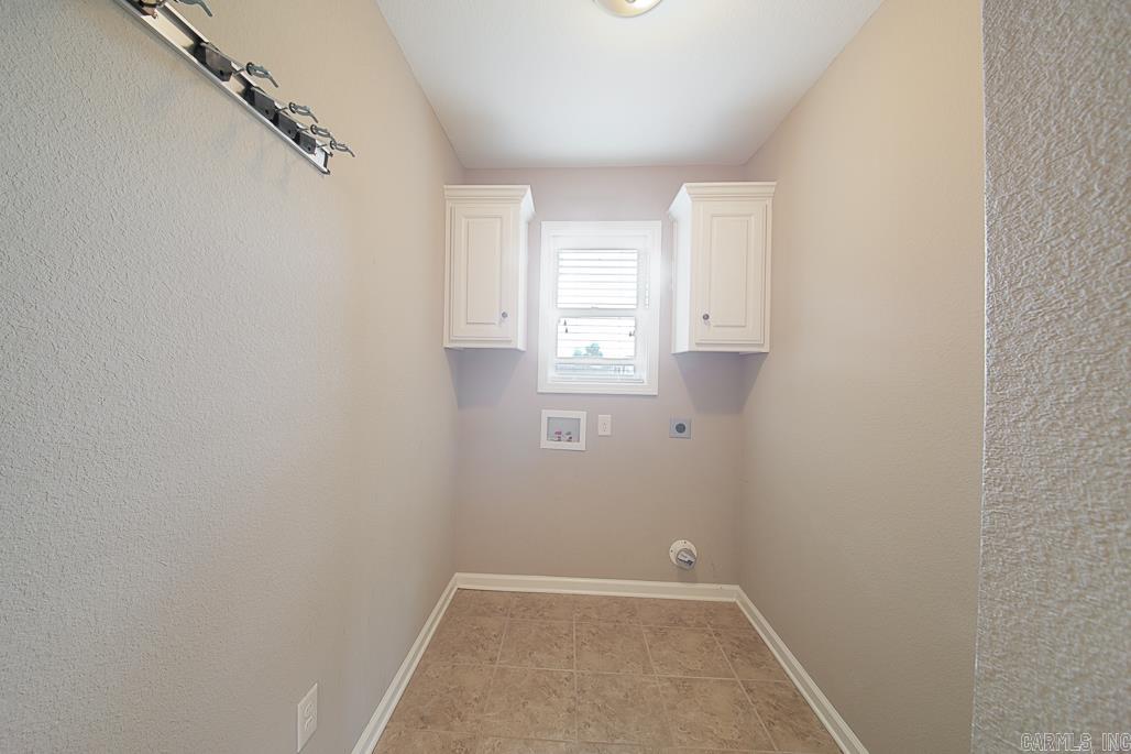 CROSS CREEK - Residential