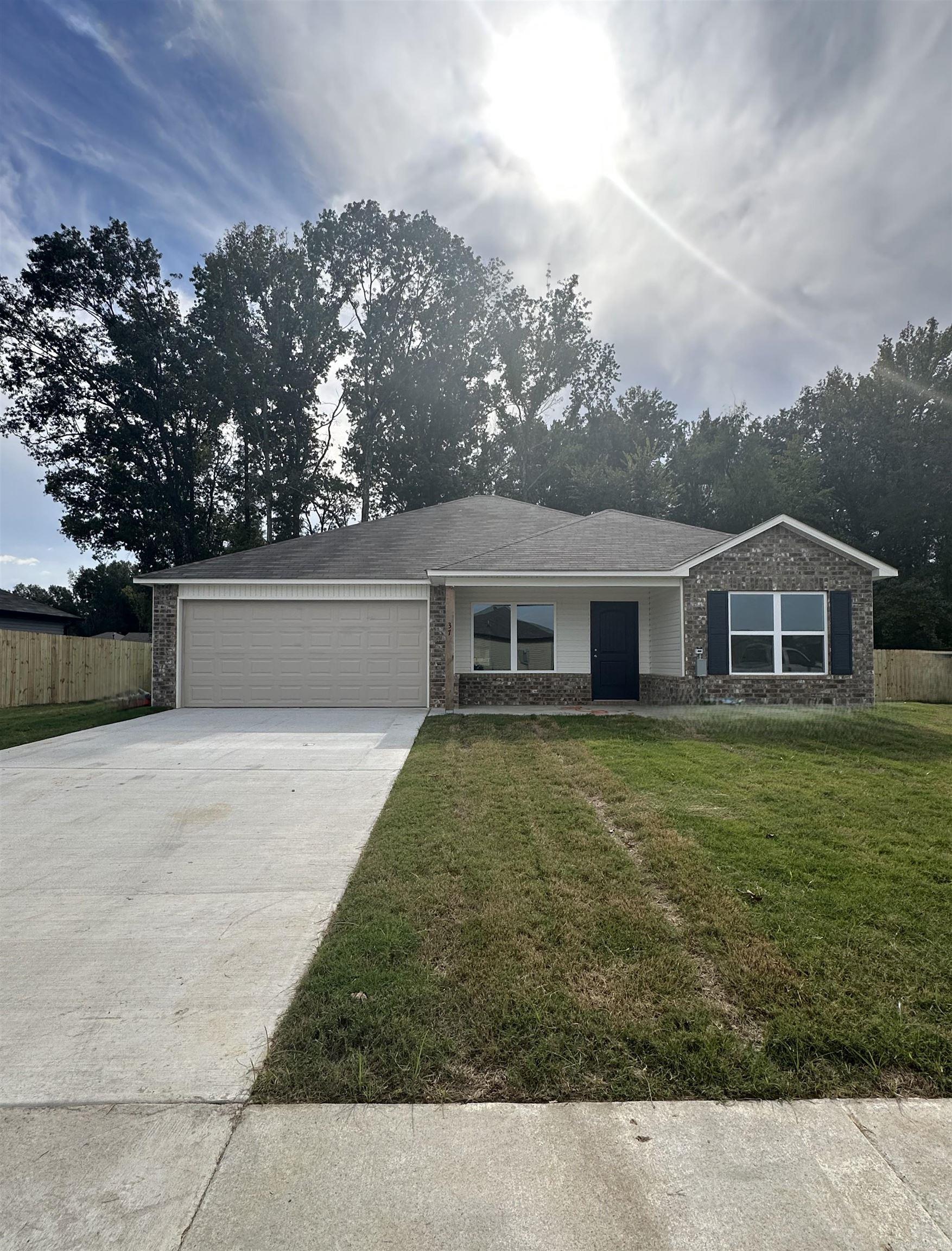 DEERFIELD ESTATES - Residential