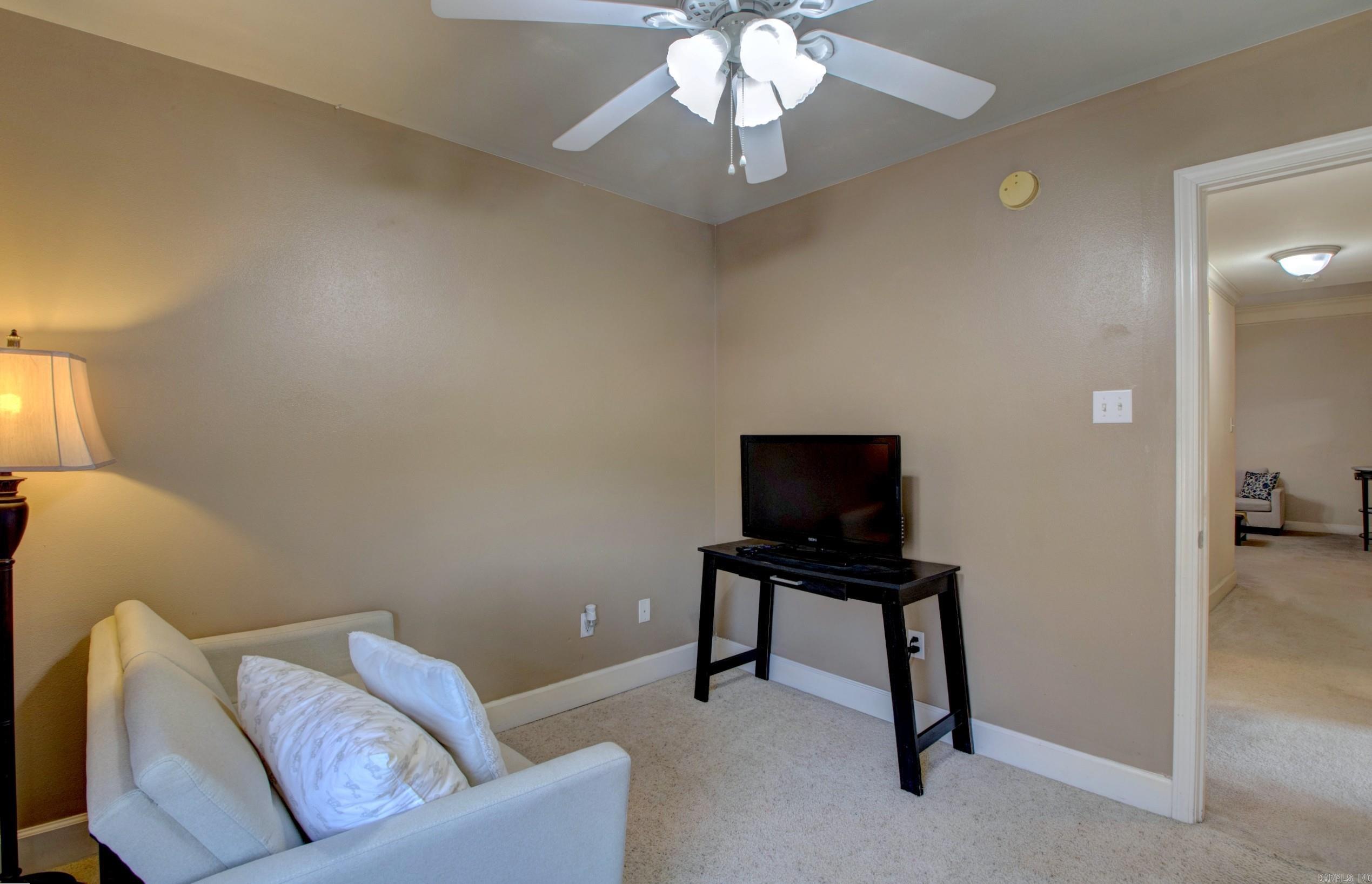 CROOKED CREEK - Residential