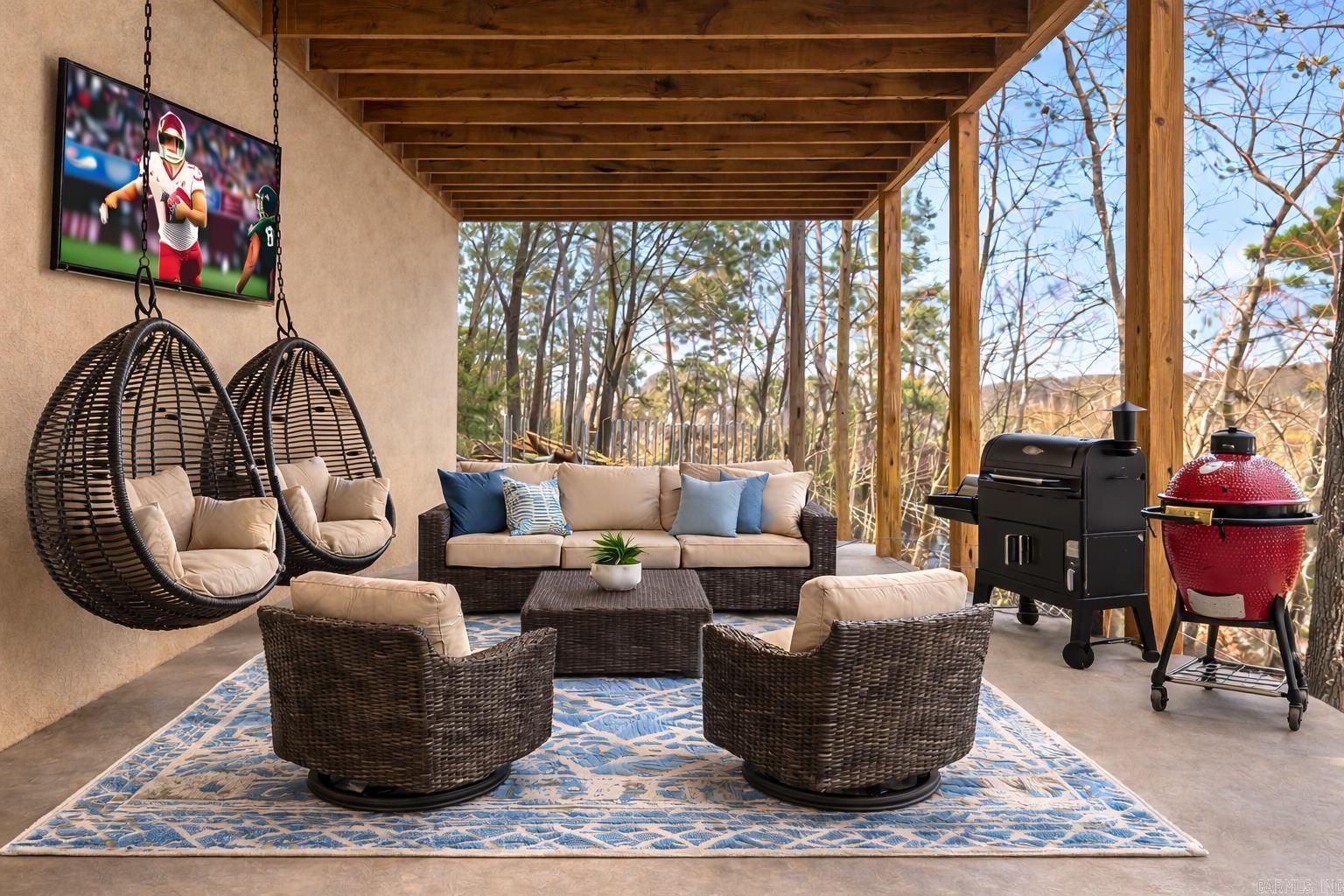 THE BLUFFS - Residential