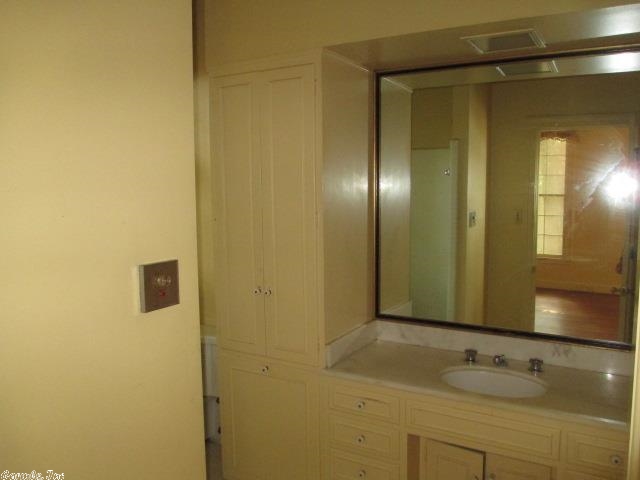 Jefferson Place - Residential