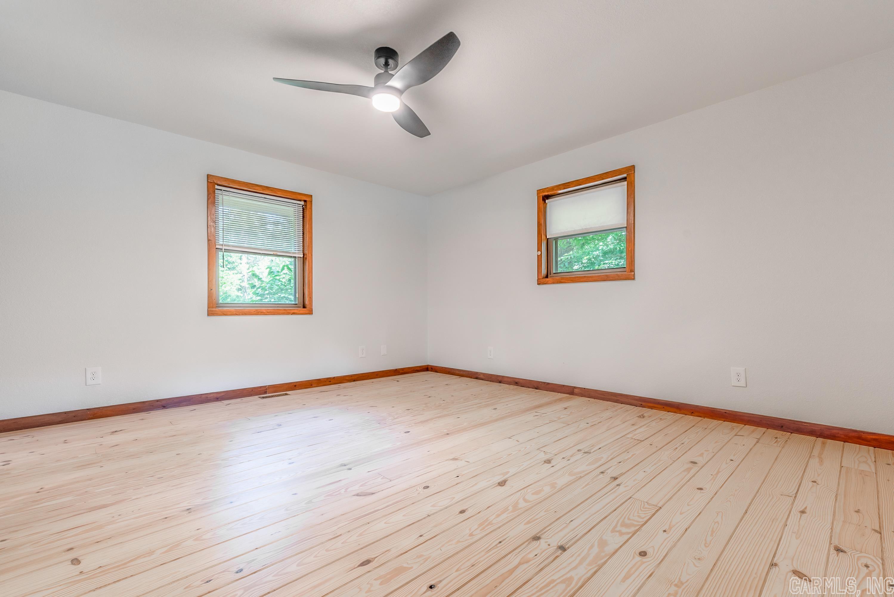 THARPS WHISPERING PINES - Residential