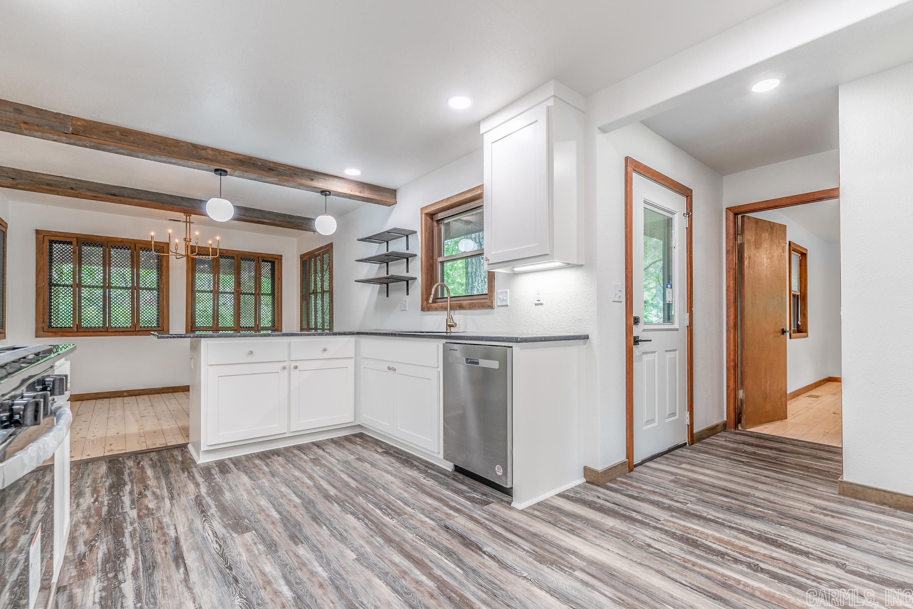 THARPS WHISPERING PINES - Residential