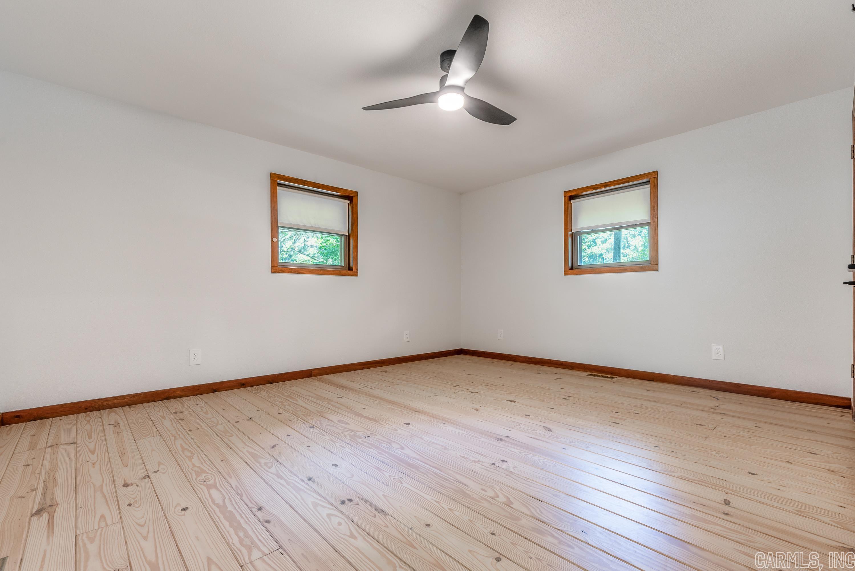 THARPS WHISPERING PINES - Residential