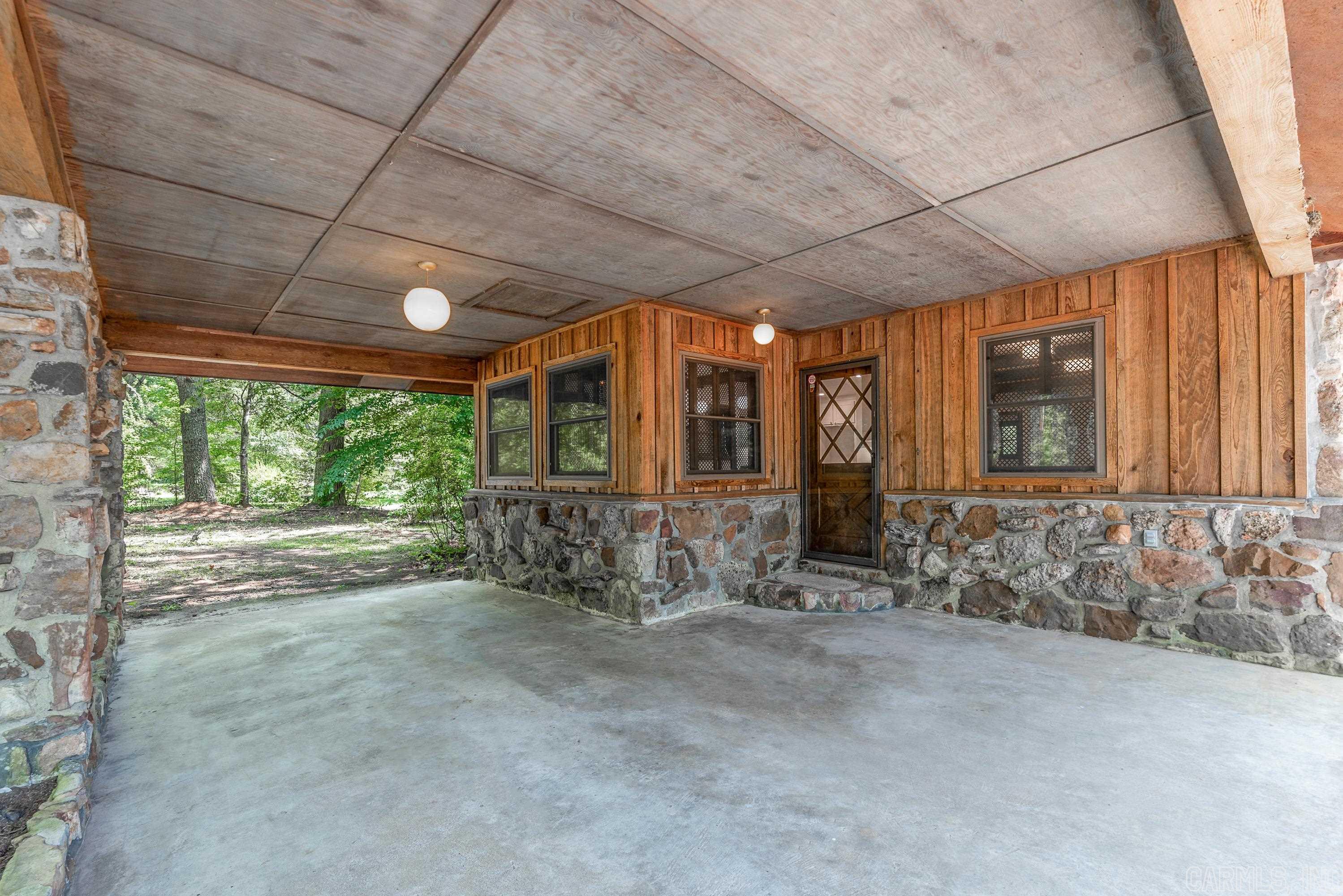 THARPS WHISPERING PINES - Residential