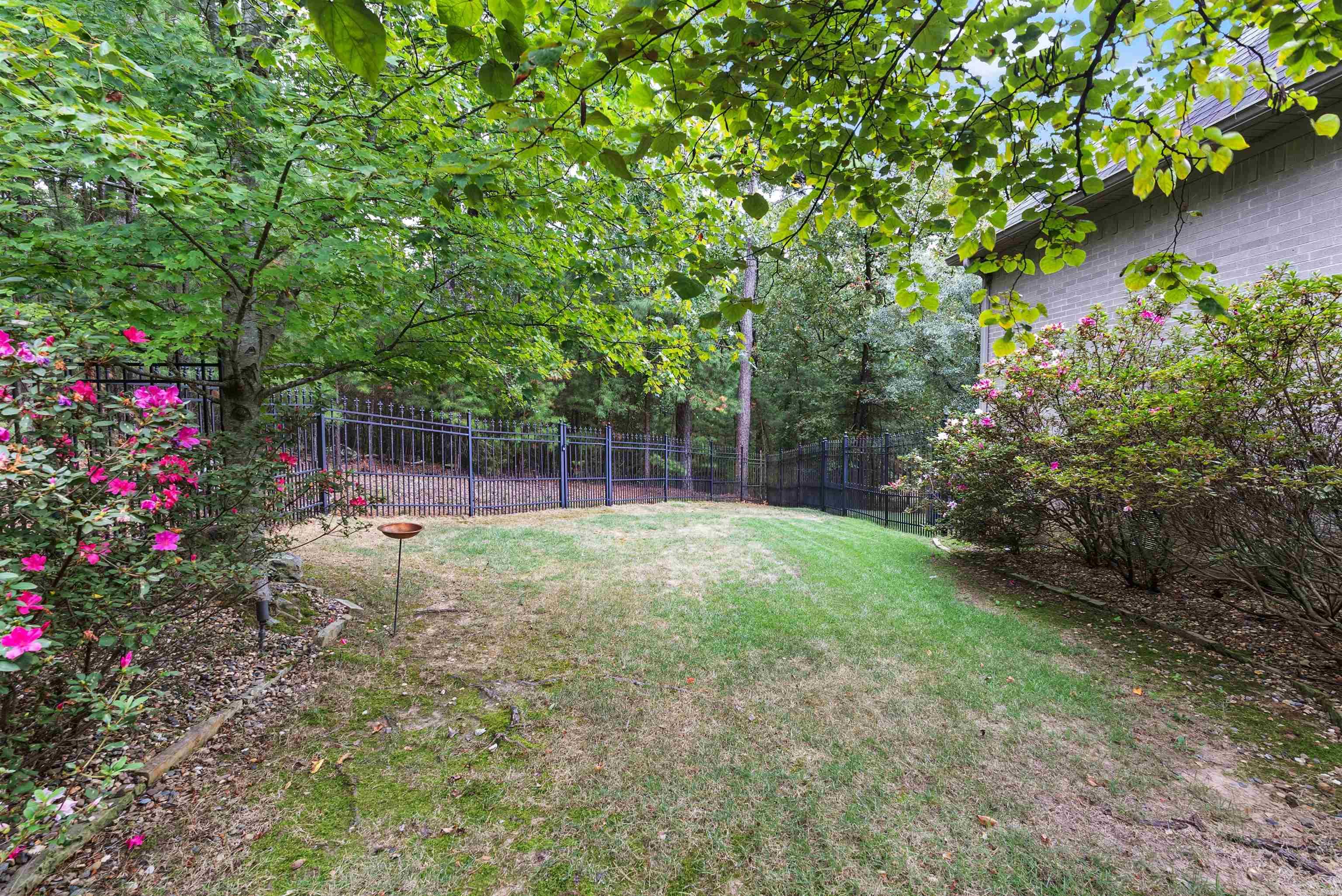 RIVER CREST ESTATES P.R.D. - Residential