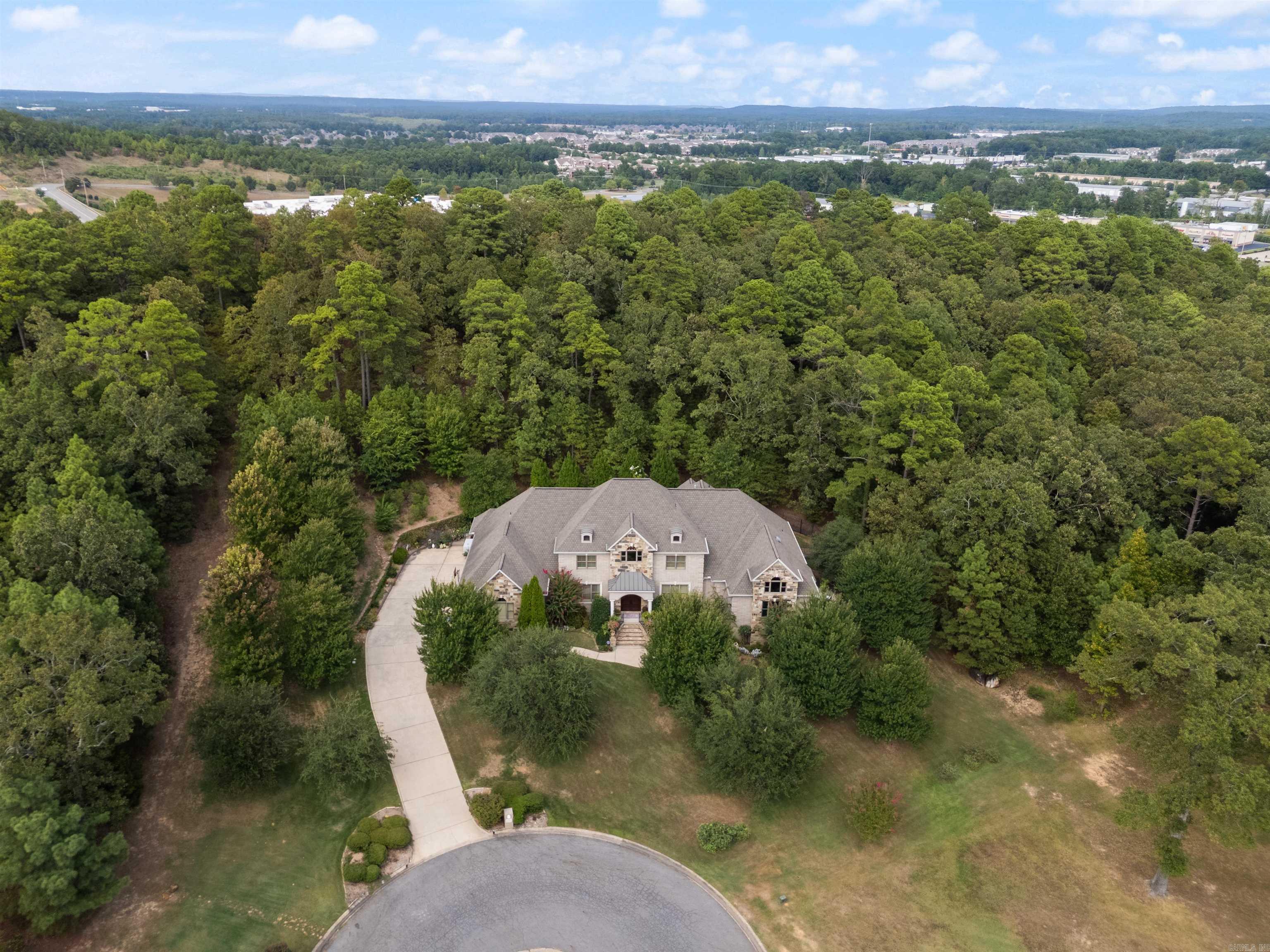 RIVER CREST ESTATES P.R.D. - Residential