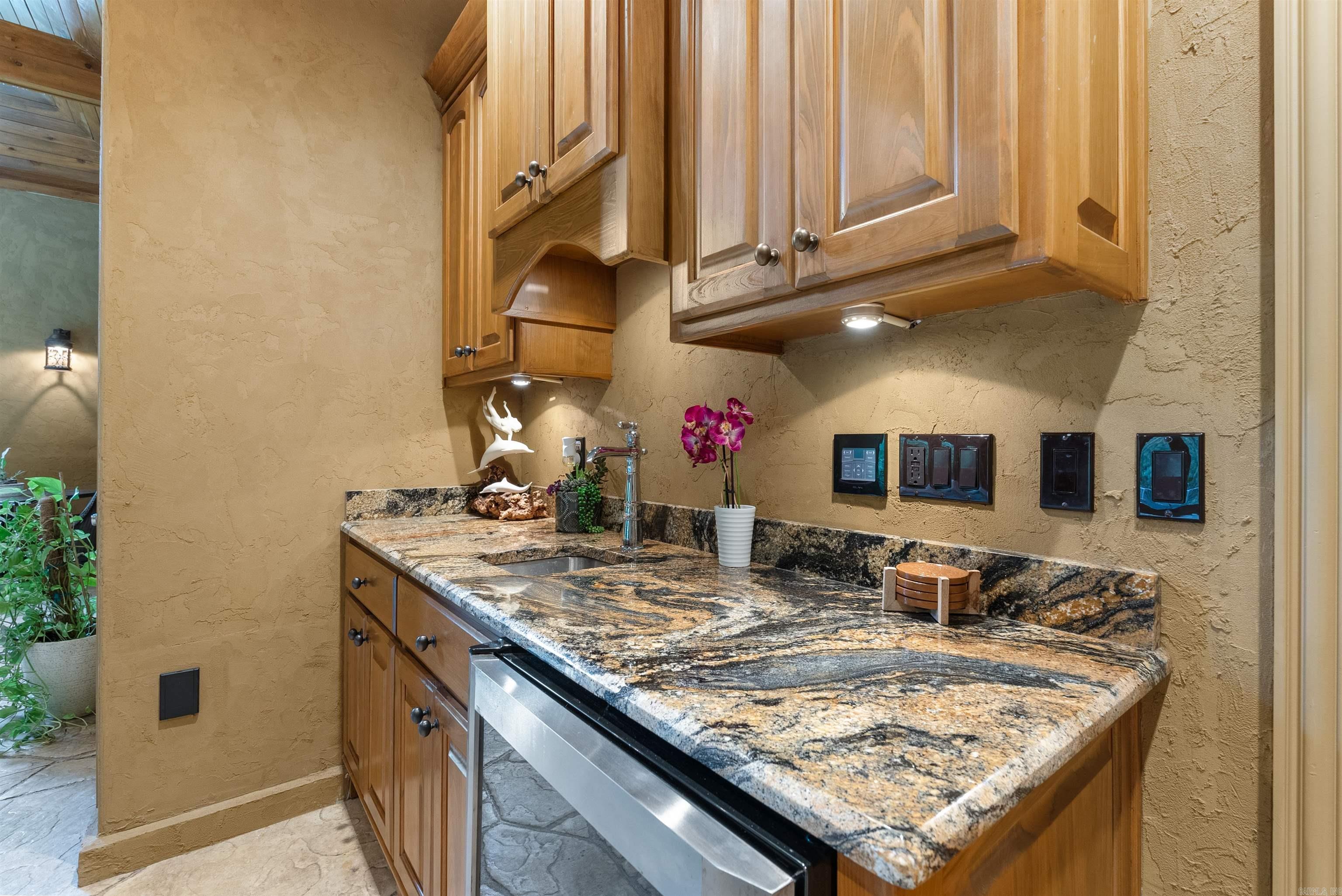 RIVER CREST ESTATES P.R.D. - Residential