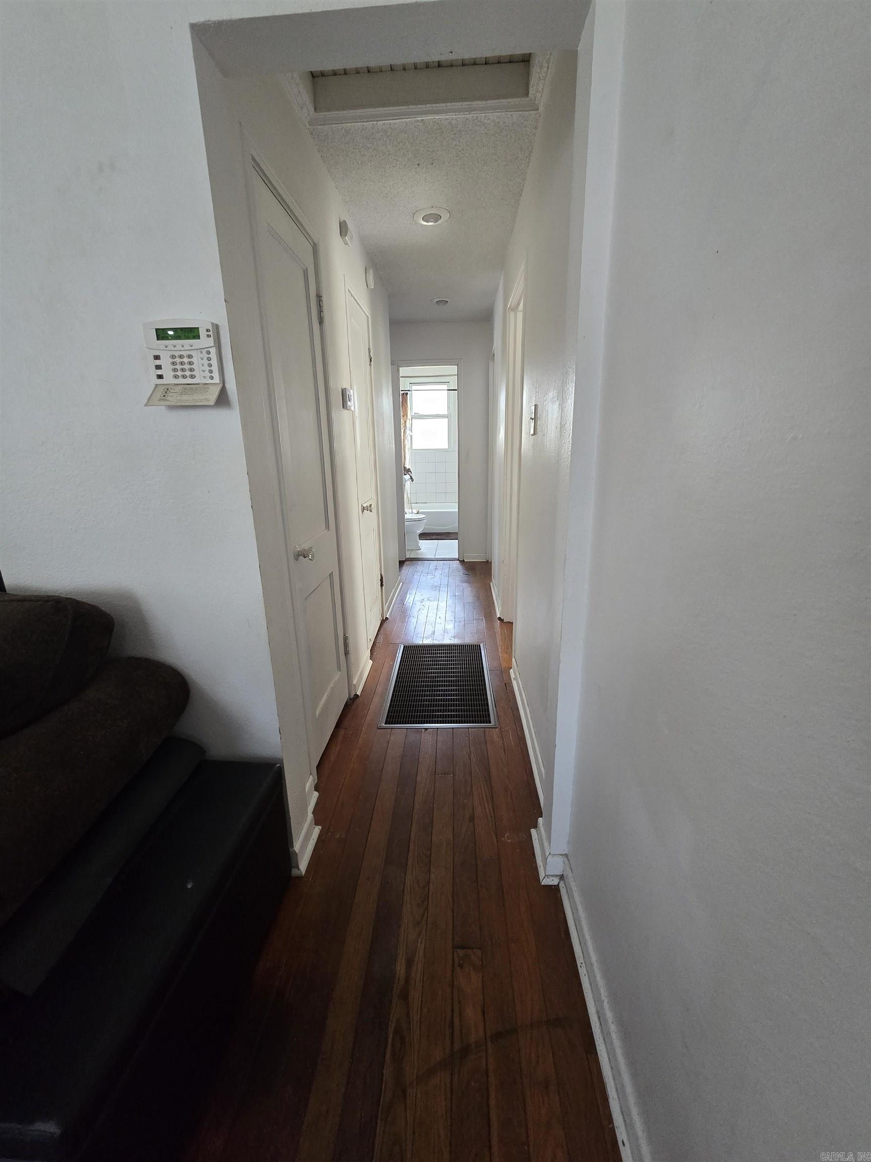 CHERRY & COX - Residential