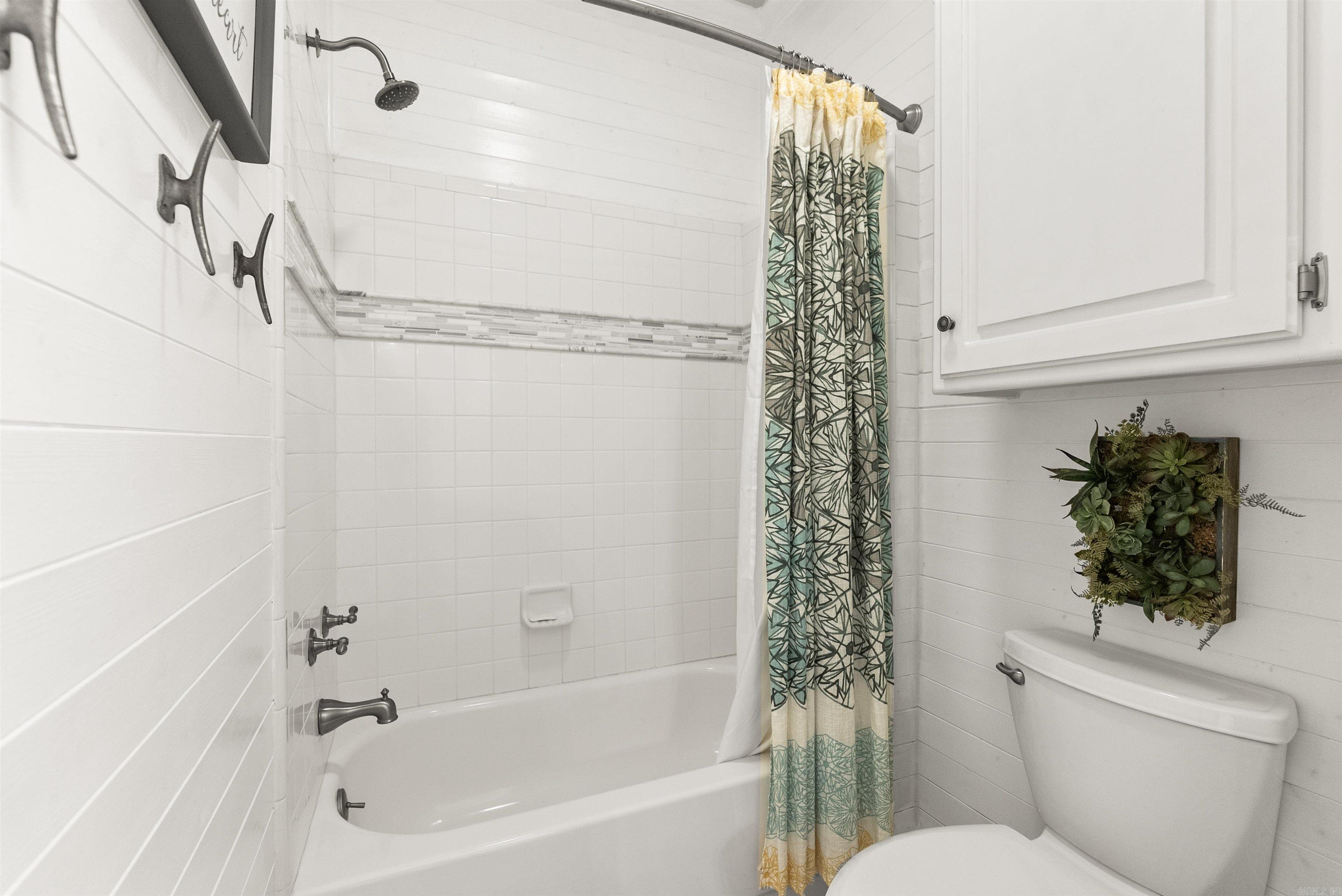 ROLAND WEST - Residential