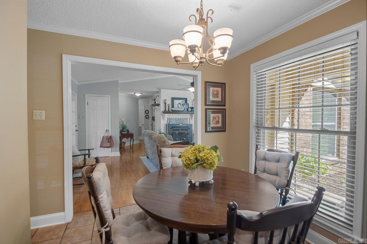 CREEKSIDE COUNTRY - Residential