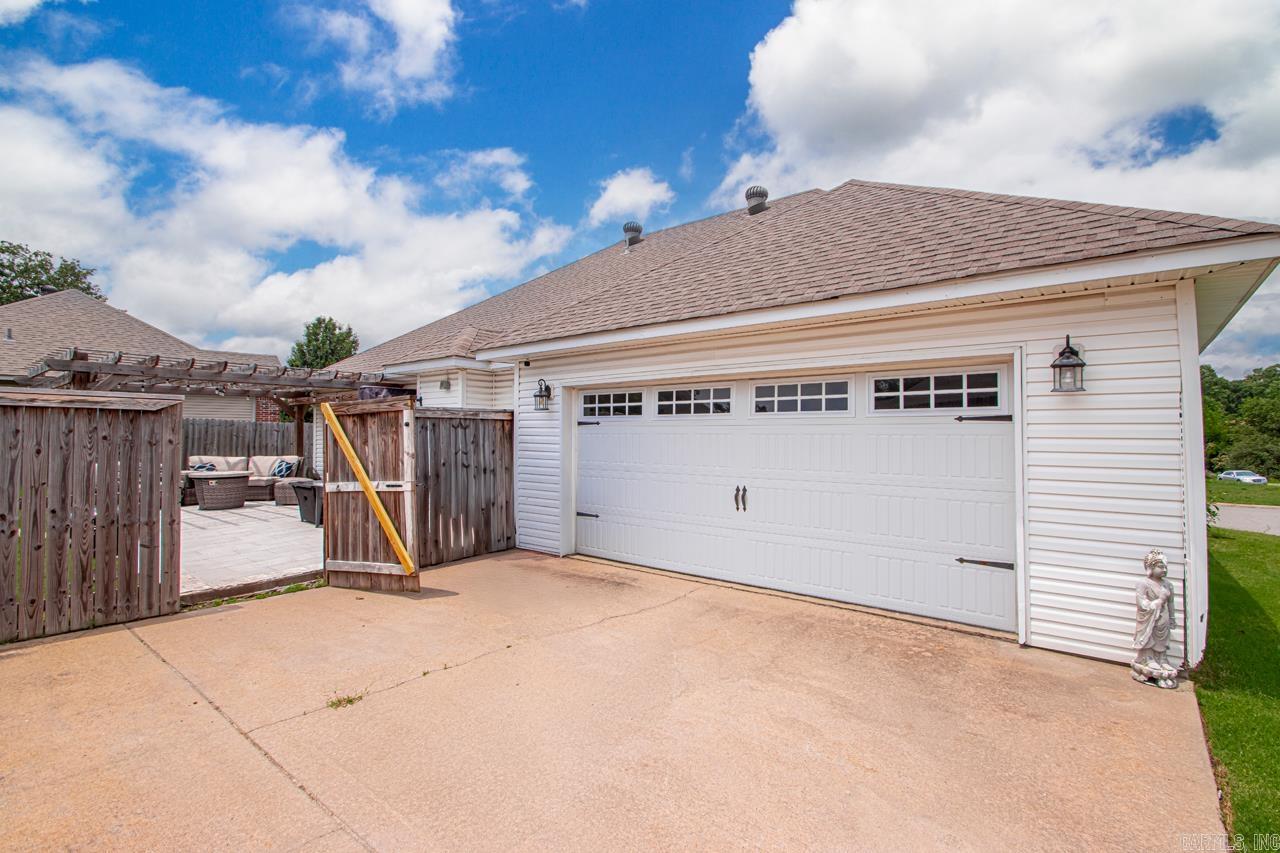 FALCON CREST - Residential