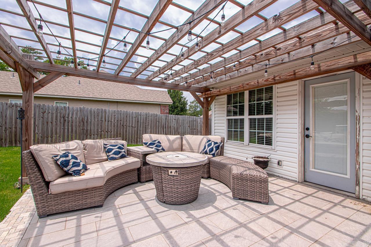 FALCON CREST - Residential