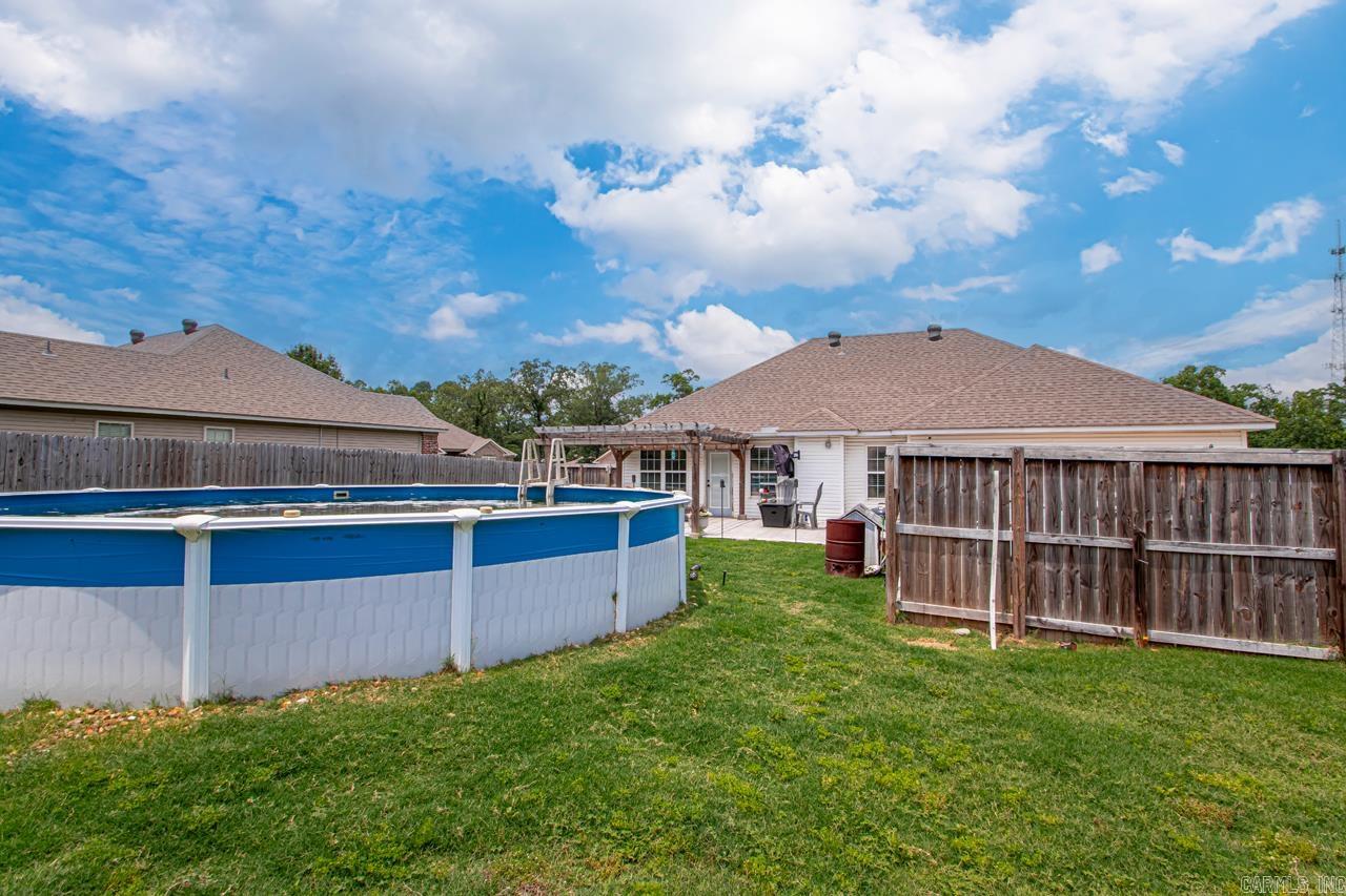 FALCON CREST - Residential