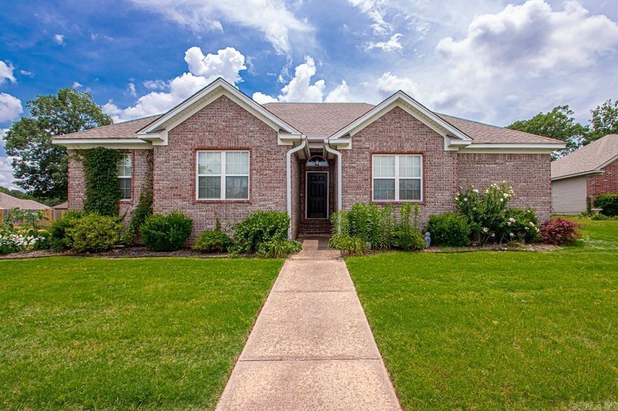 NEW LISTING Ready for you to call HOME!! Welcome to this move in ready, 3 bedroom, 2 bath beauty. Spacious open floorpan perfect for entertaining or just relaxing after a long day.  Primary suite on one side of the house with an amazing, luxurious primary bathroom and large walk in closet.   Step out to the private backyard with privacy fence, pergola and an above ground swimming pool!  Corner lot and side load garage!