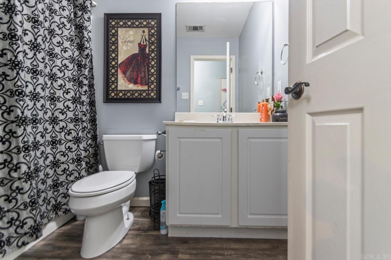 FALCON CREST - Residential