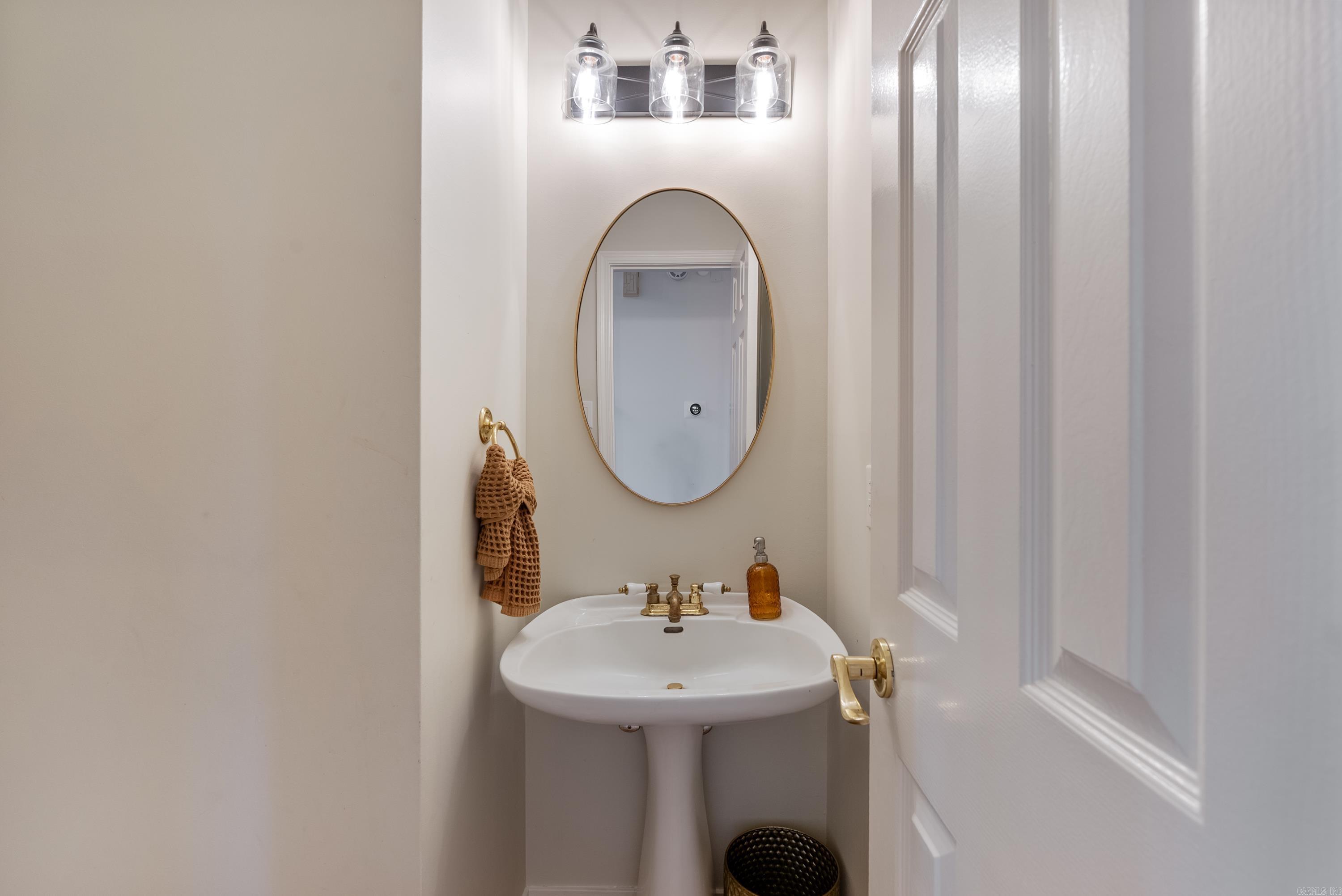 LAKEWOOD NE - Residential