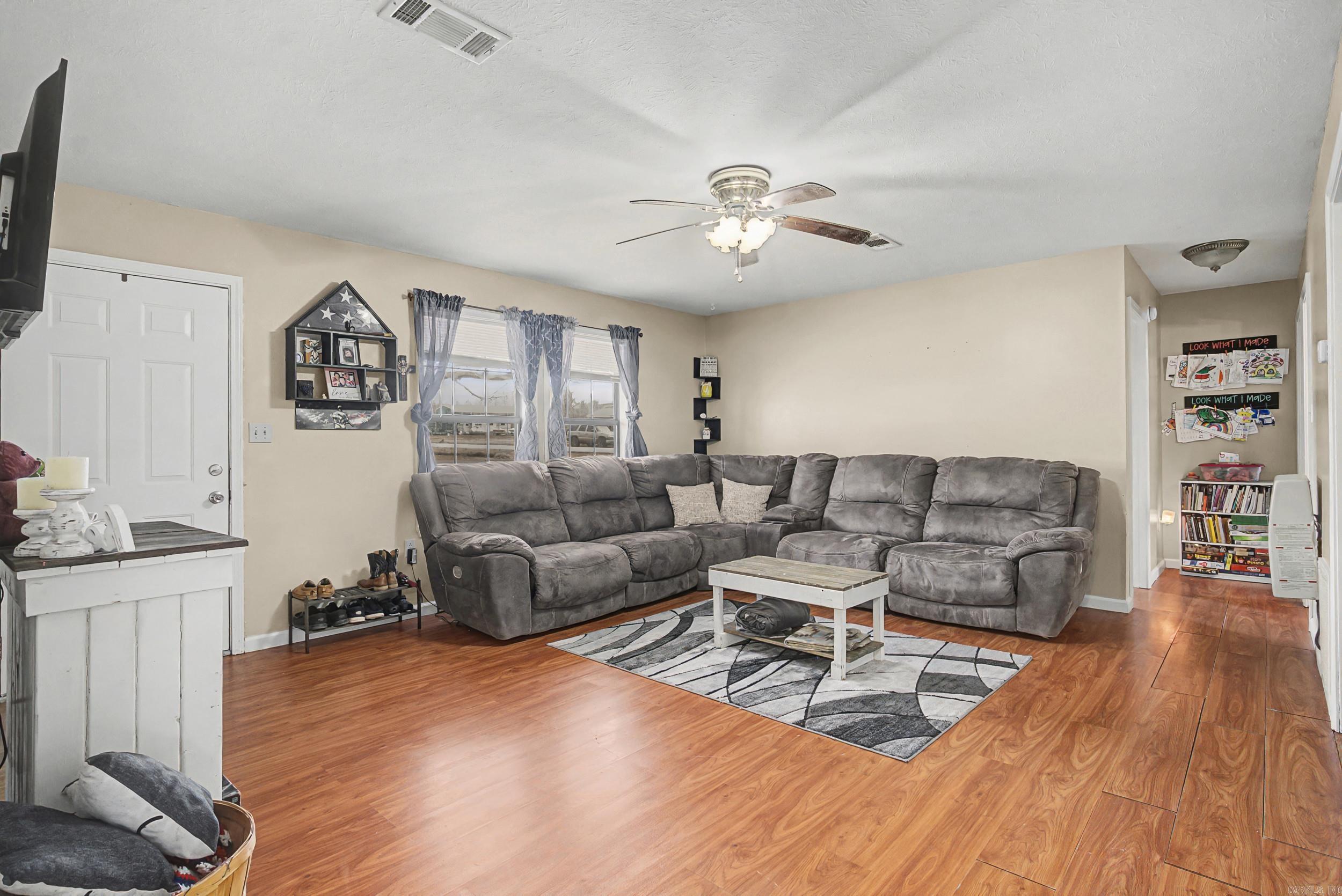 Letona Original - Residential